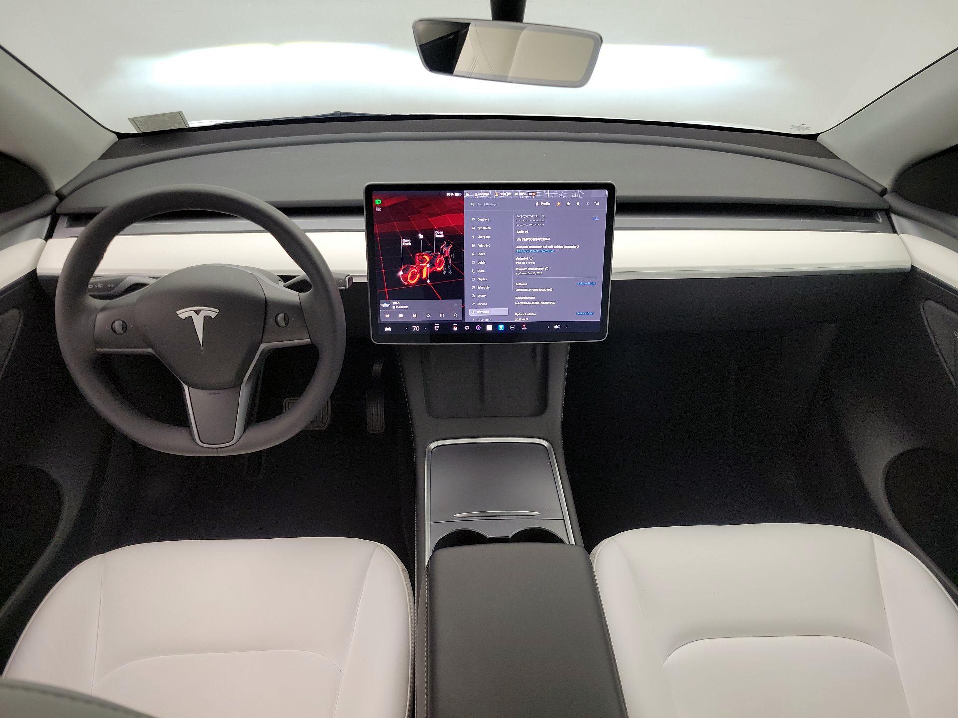 Thumbnail: 2023 Tesla Model Y - 9