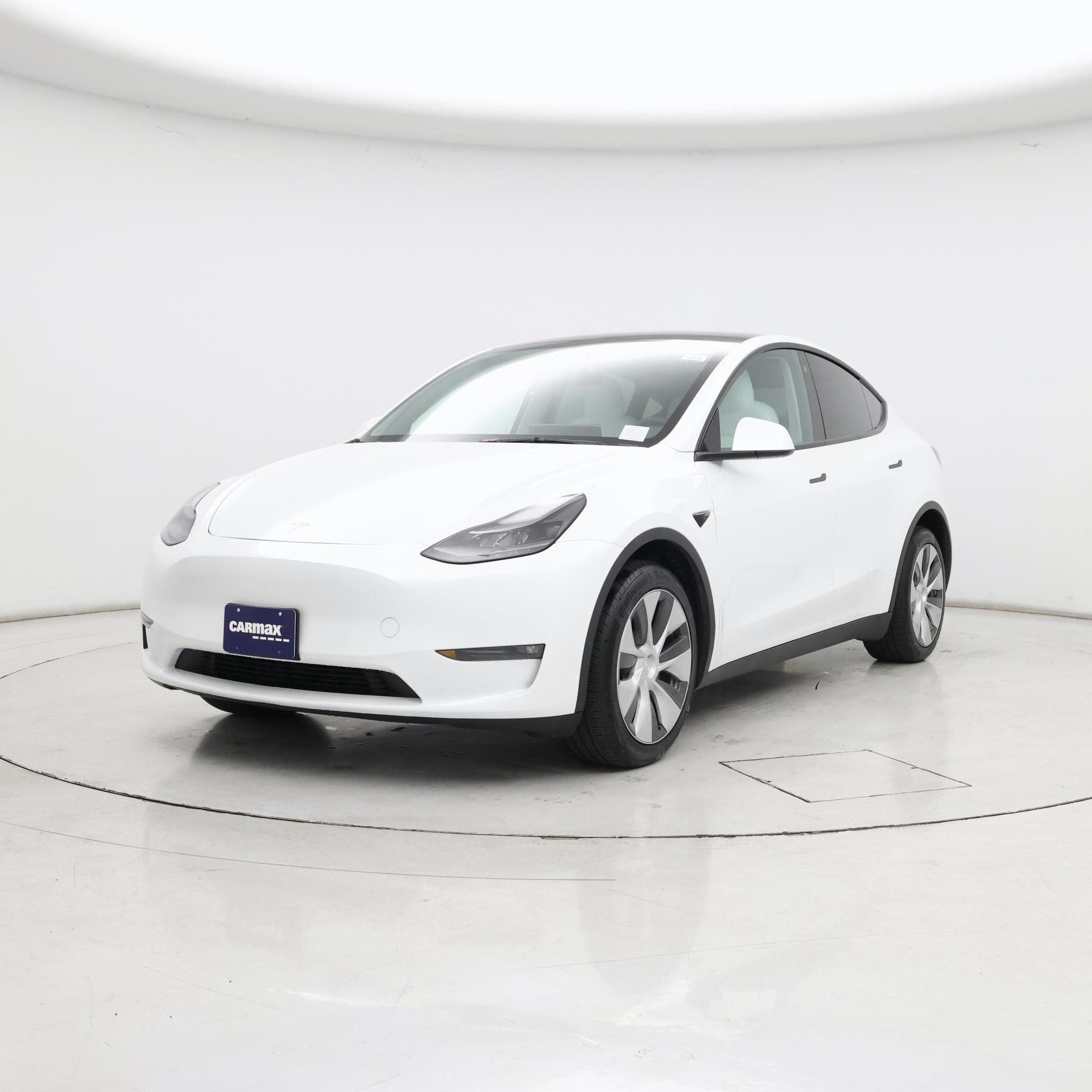 Thumbnail: 2023 Tesla Model Y - 4