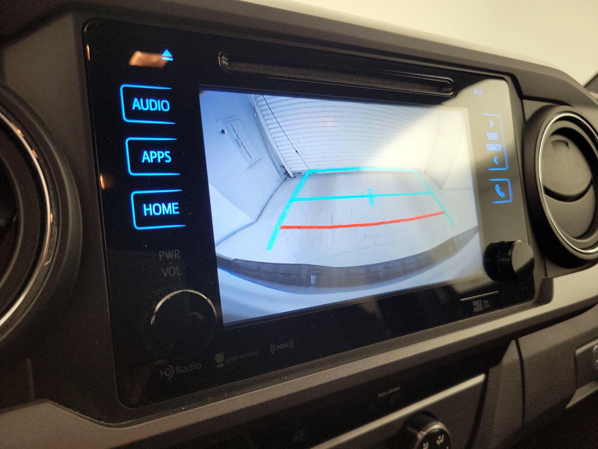 Thumbnail: 2018 Toyota Tacoma - 14