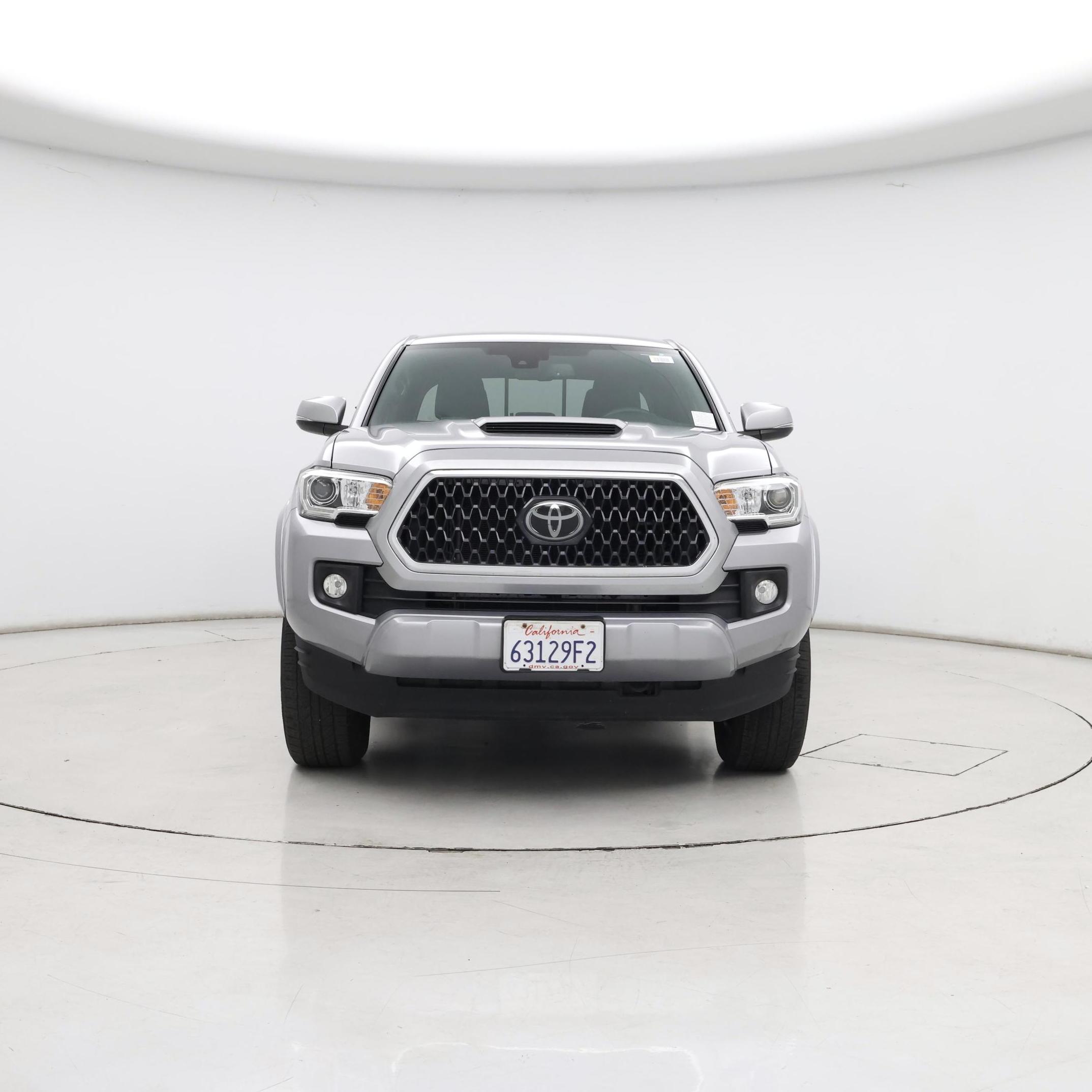 Thumbnail: 2018 Toyota Tacoma - 5