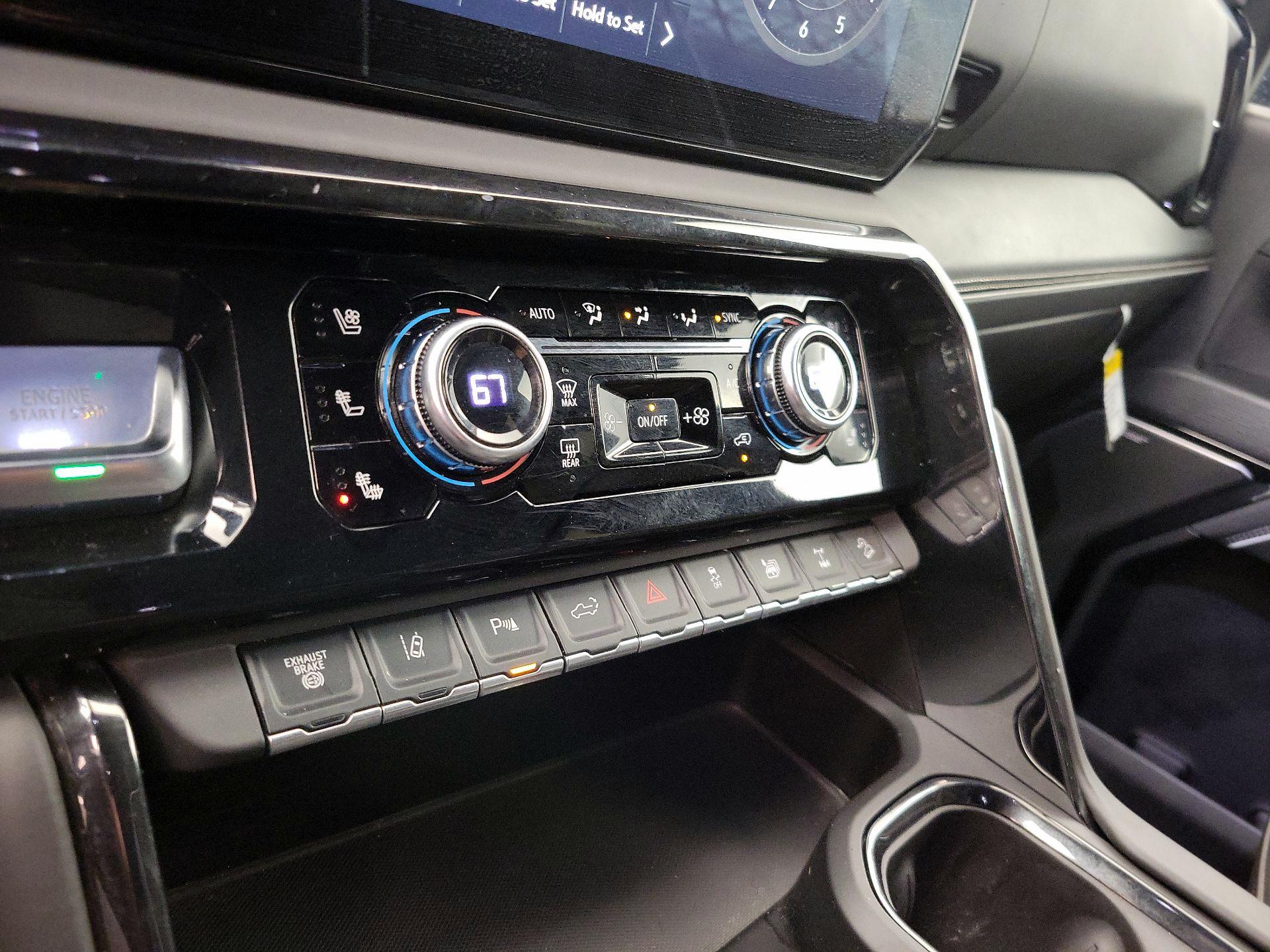 Thumbnail: 2024 GMC Sierra 2500 - 16