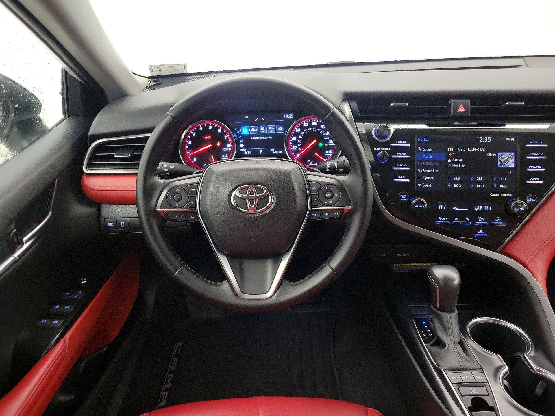 Thumbnail: 2020 Toyota Camry - 10