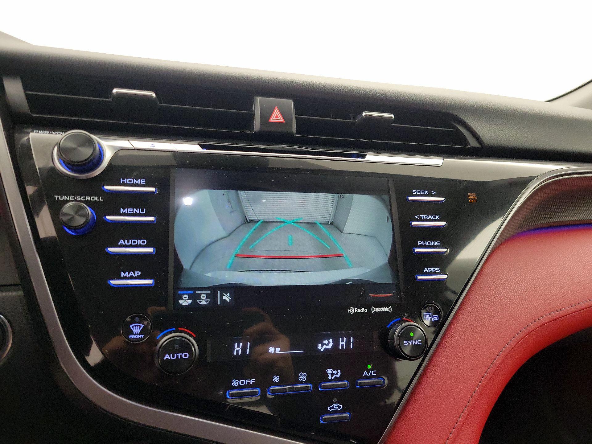 Thumbnail: 2020 Toyota Camry - 14