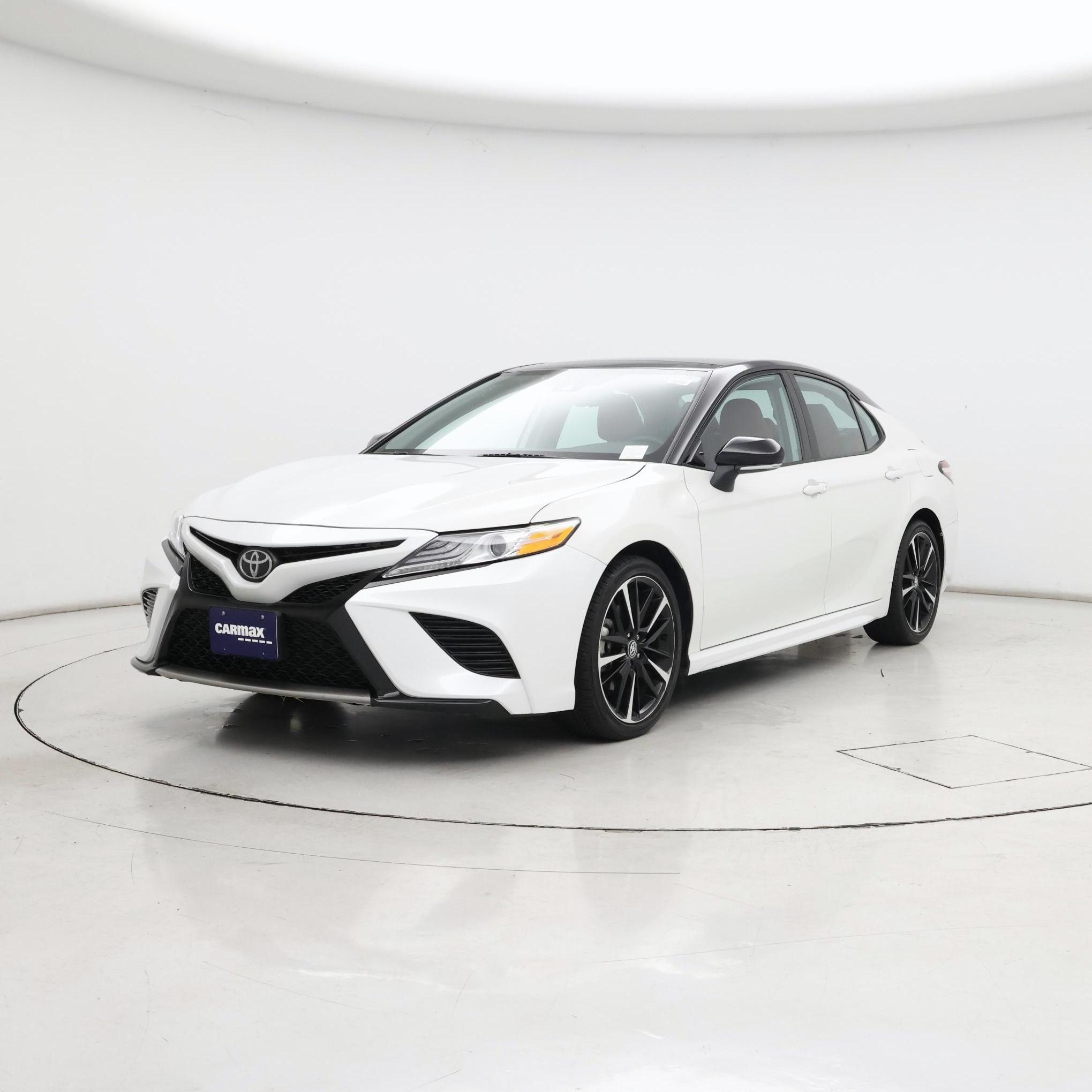 Thumbnail: 2020 Toyota Camry - 4