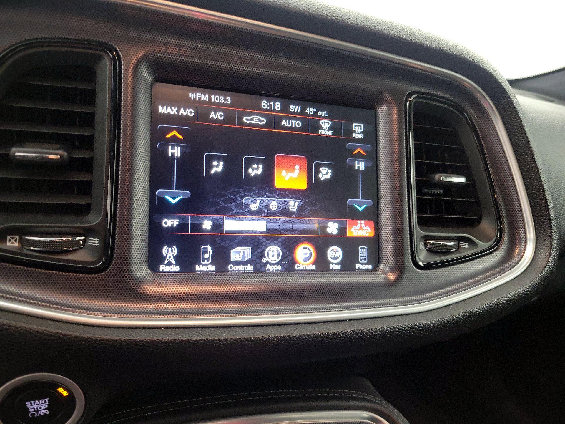 Thumbnail: 2016 Dodge Challenger - 17