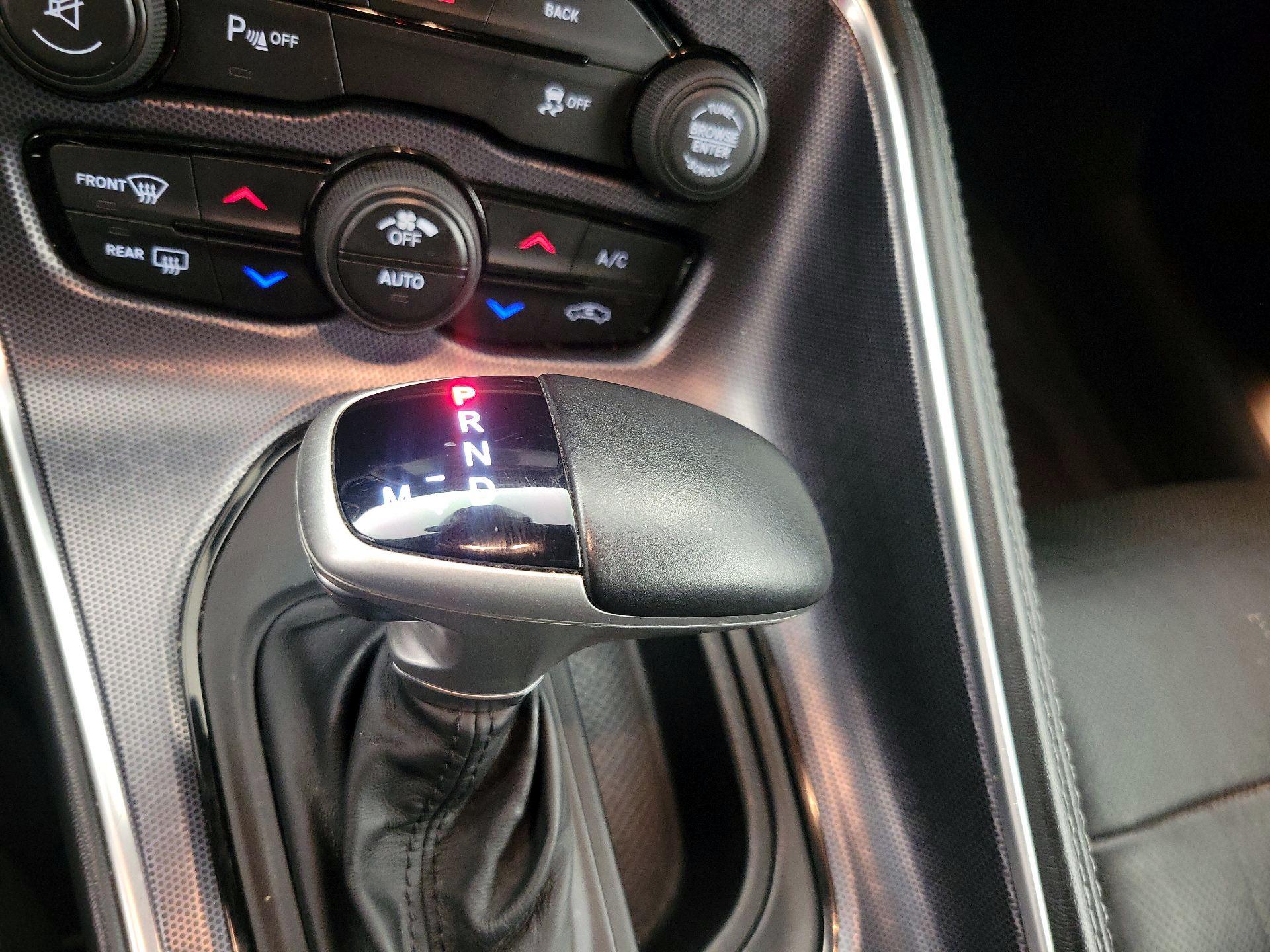 Thumbnail: 2016 Dodge Challenger - 18