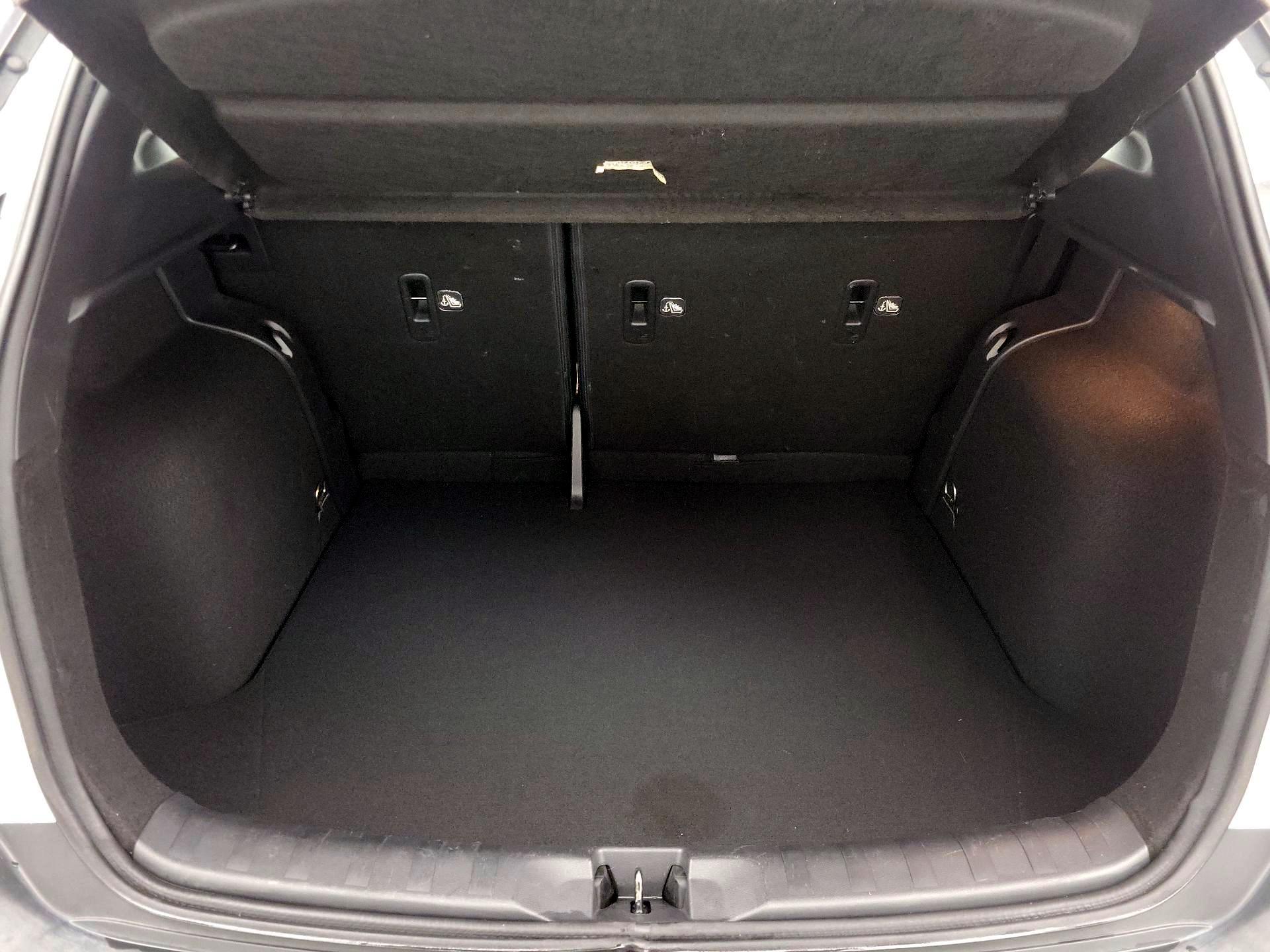 Thumbnail: 2018 Nissan Kicks - 20