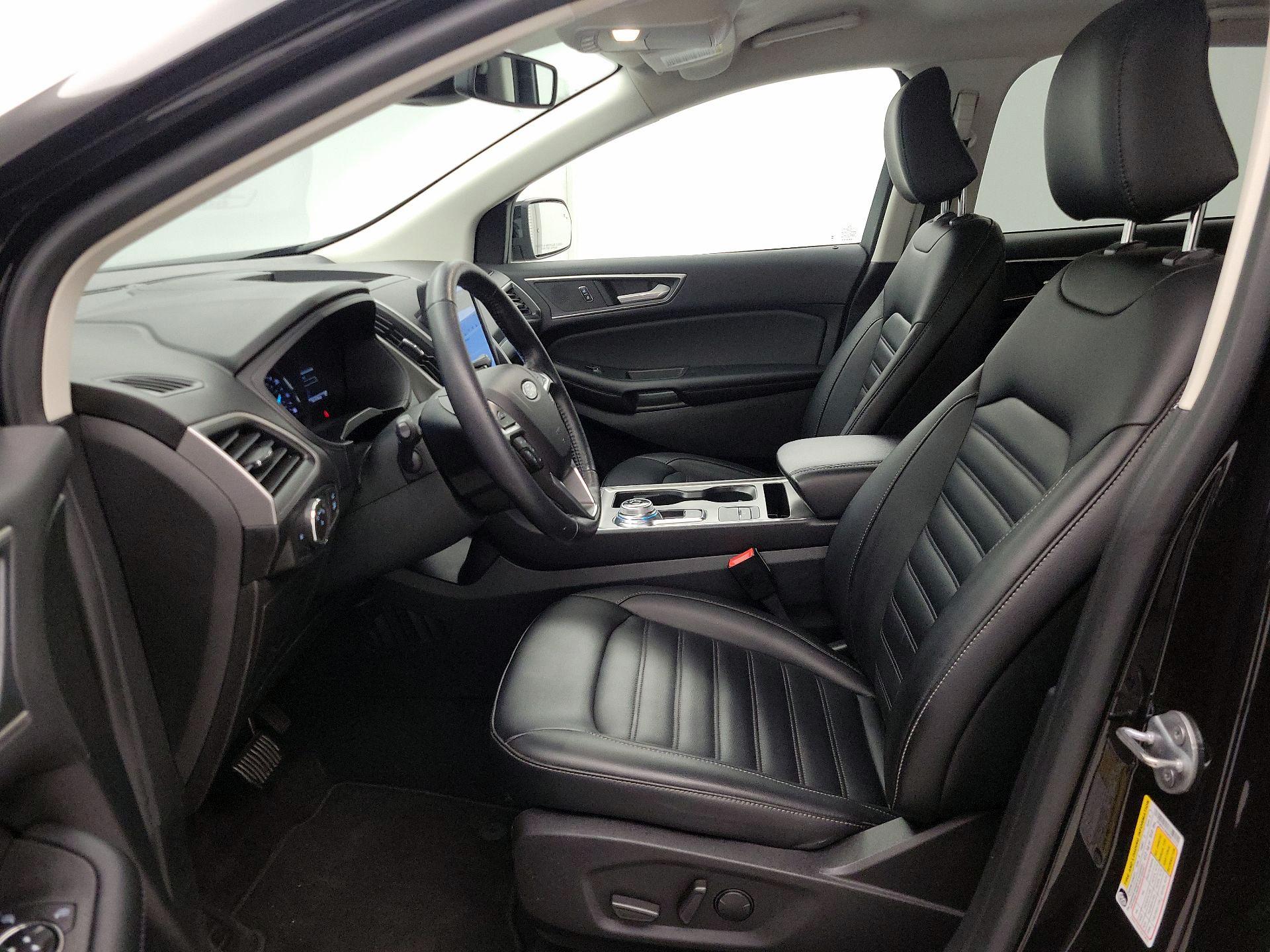 Thumbnail: 2022 Ford Edge - 11