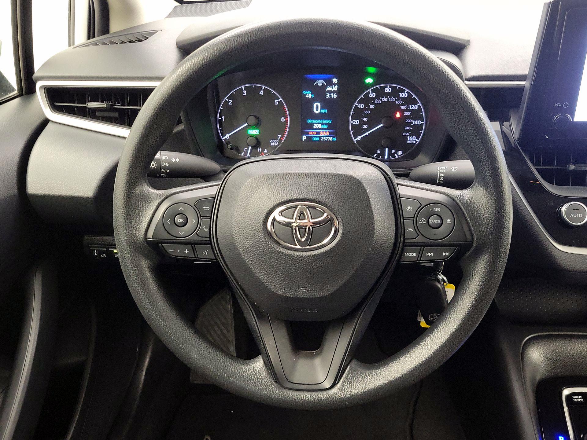 Thumbnail: 2023 Toyota Corolla - 10