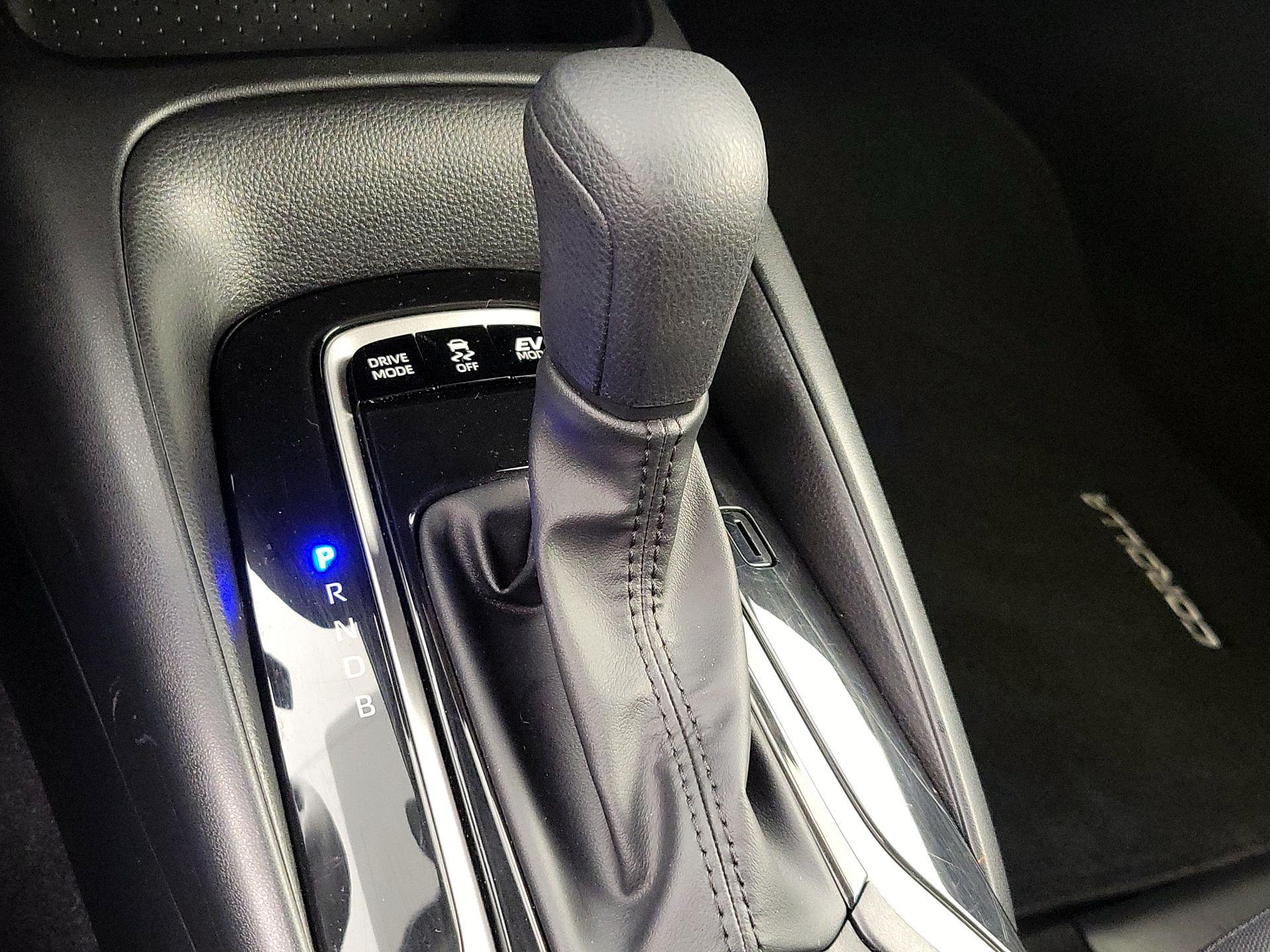 Thumbnail: 2023 Toyota Corolla - 17