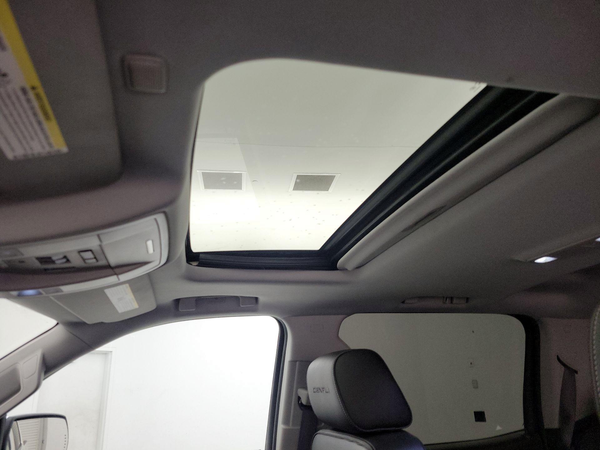 Thumbnail: 2014 GMC Sierra 1500 - 19