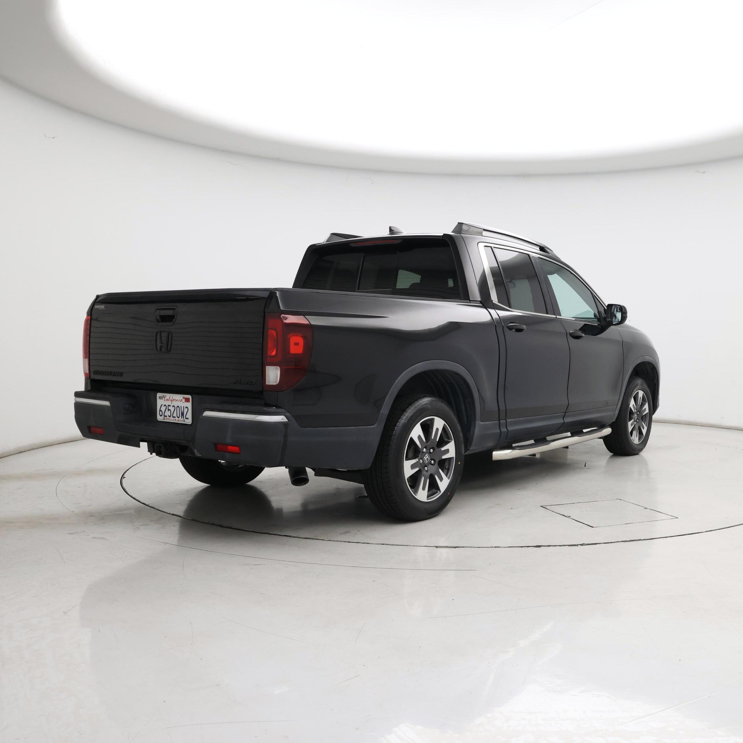 Thumbnail: 2019 Honda Ridgeline - 8