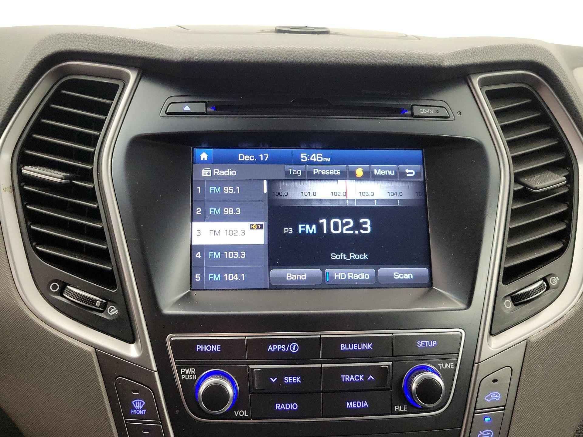 Thumbnail: 2017 Hyundai Santa Fe - 15