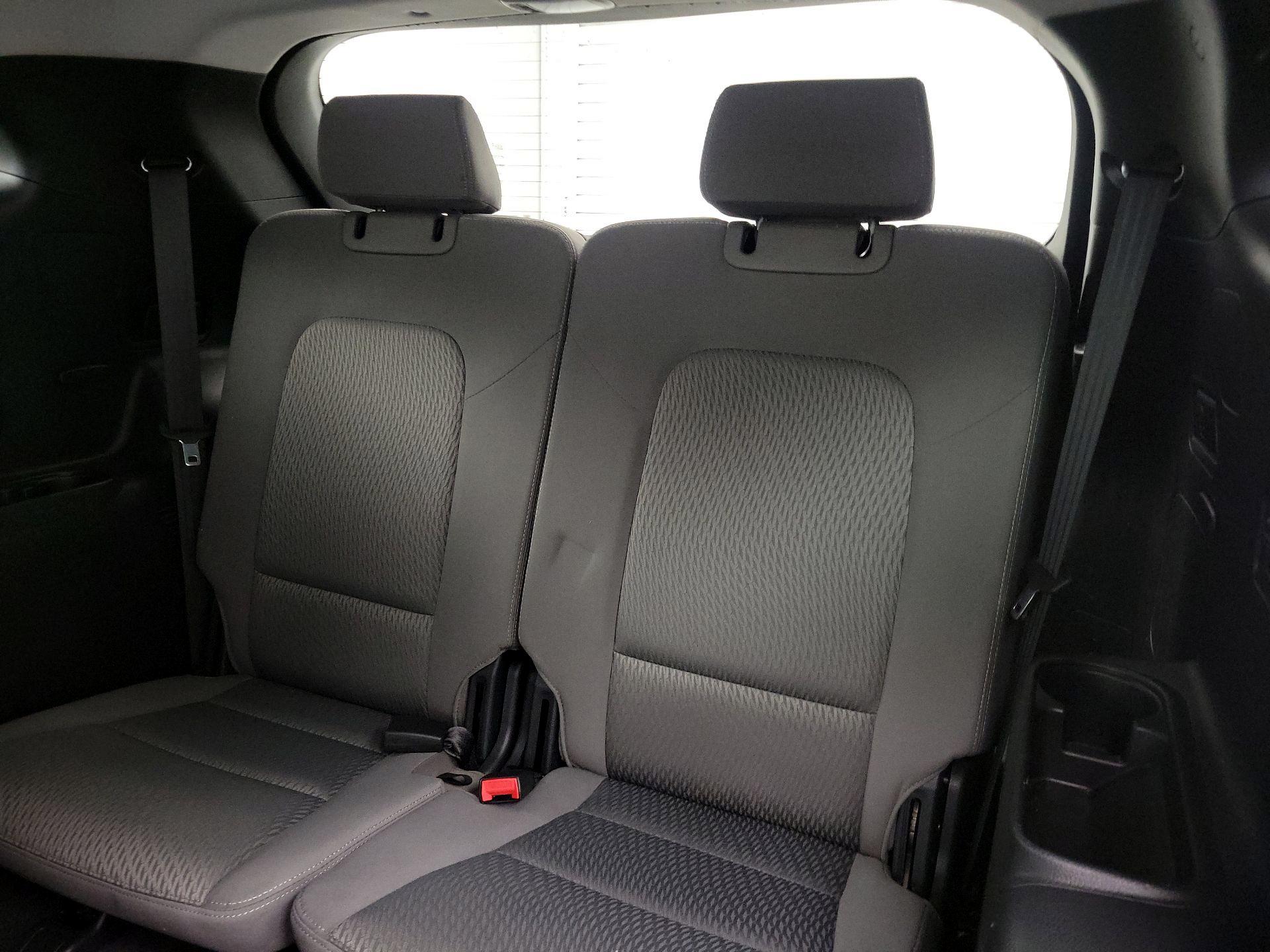 Thumbnail: 2017 Hyundai Santa Fe - 20