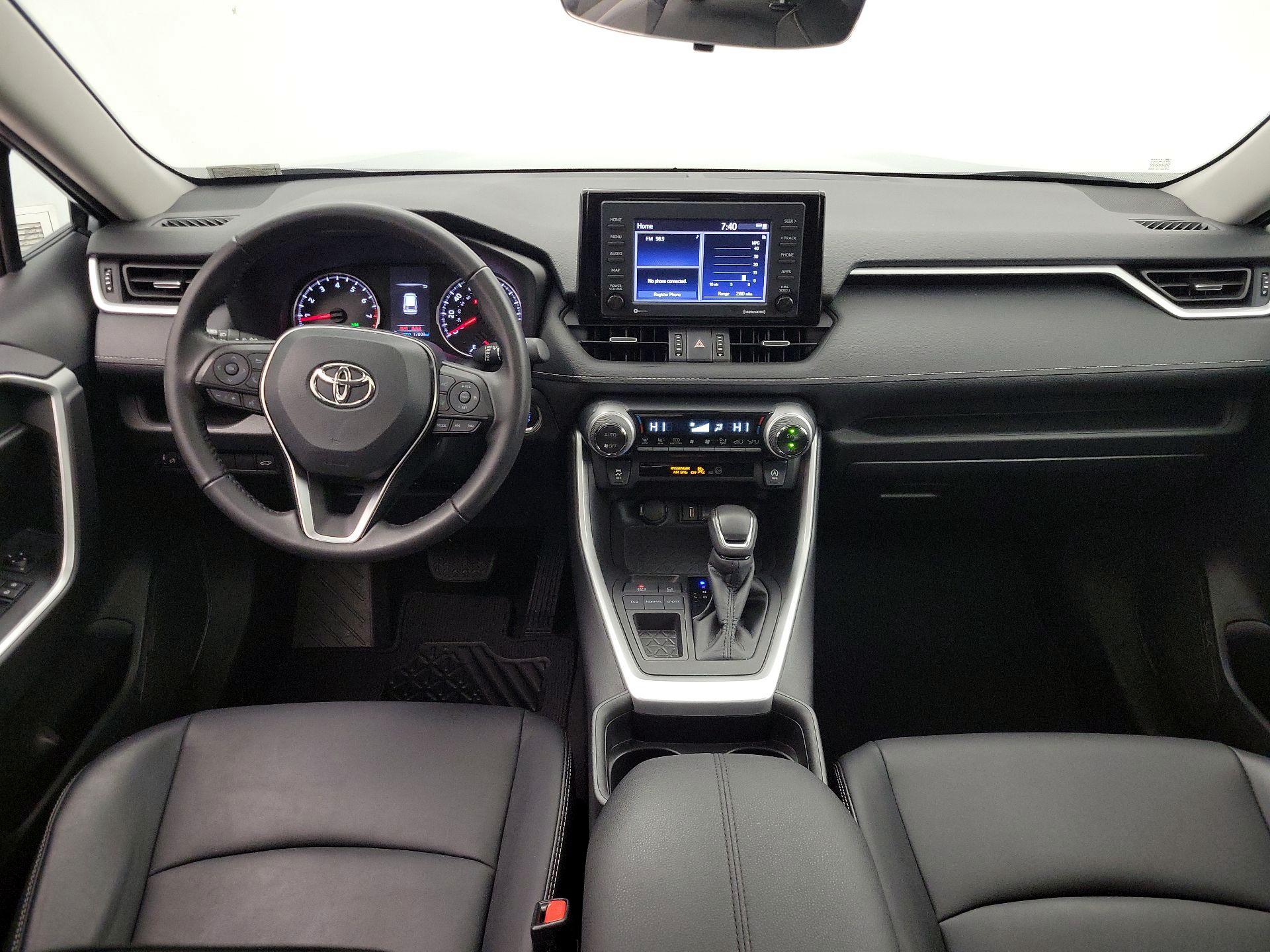 Thumbnail: 2021 Toyota RAV4 - 9