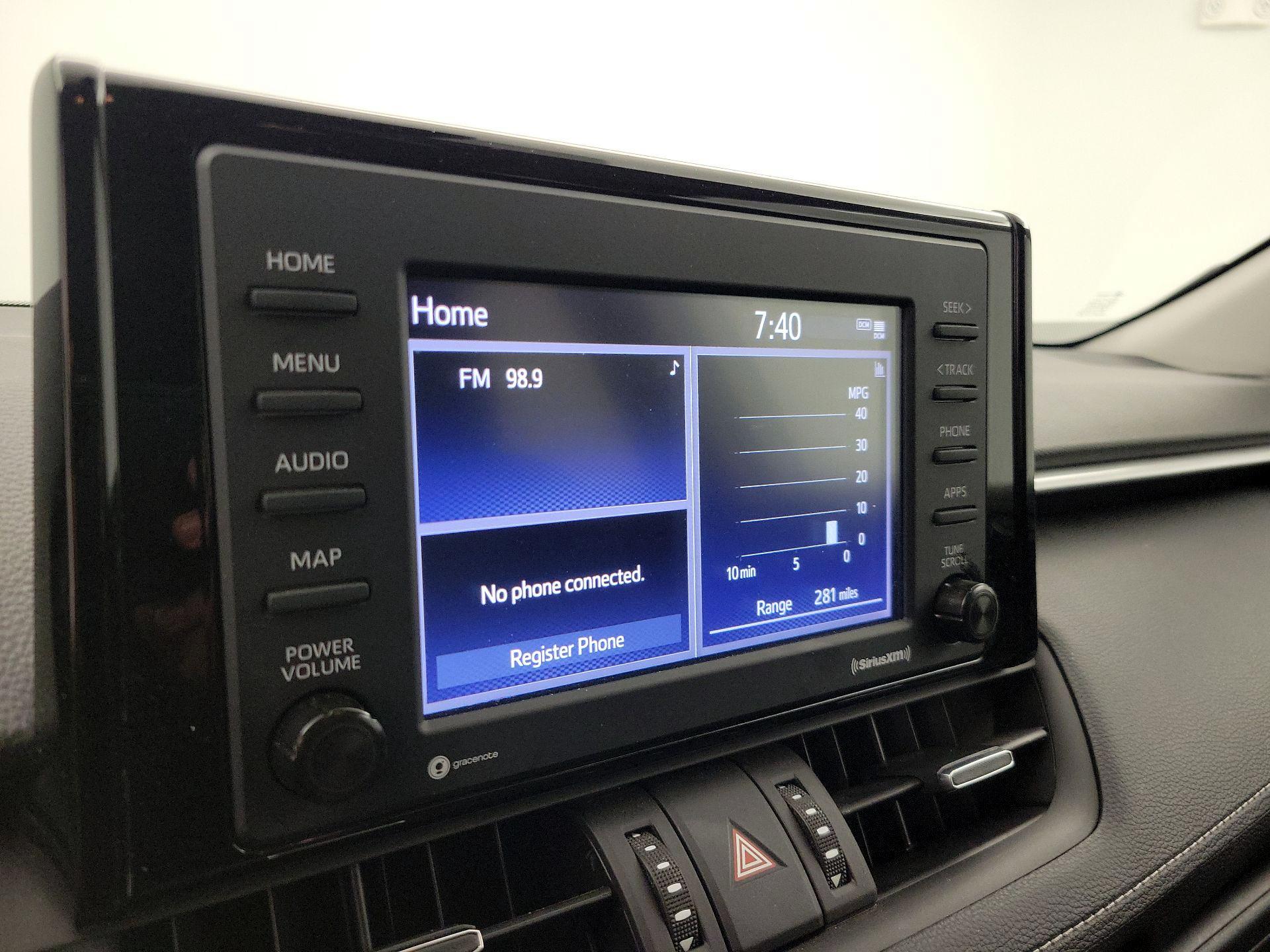 Thumbnail: 2021 Toyota RAV4 - 15