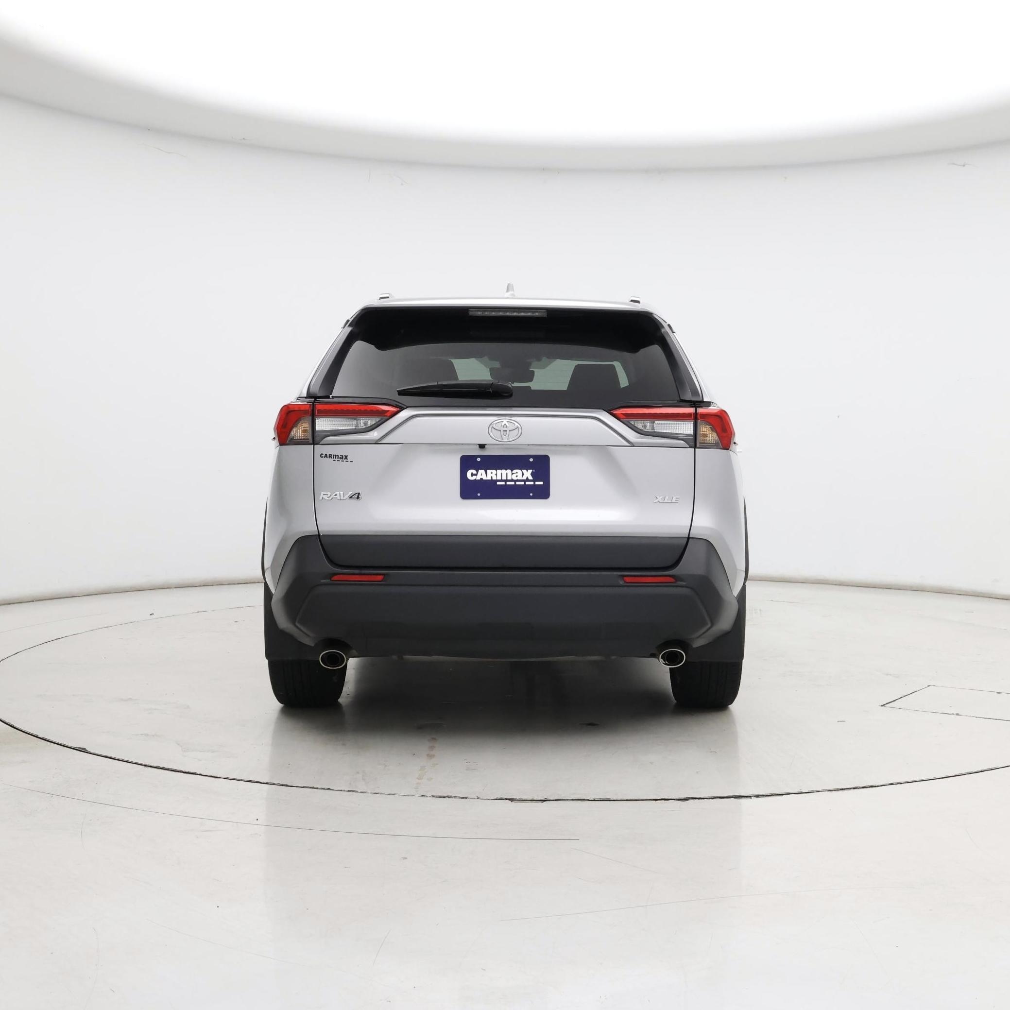 Thumbnail: 2021 Toyota RAV4 - 6