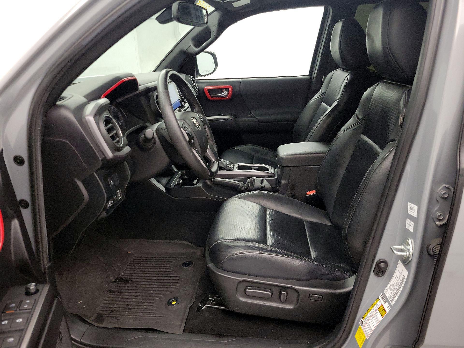 Thumbnail: 2021 Toyota Tacoma - 11