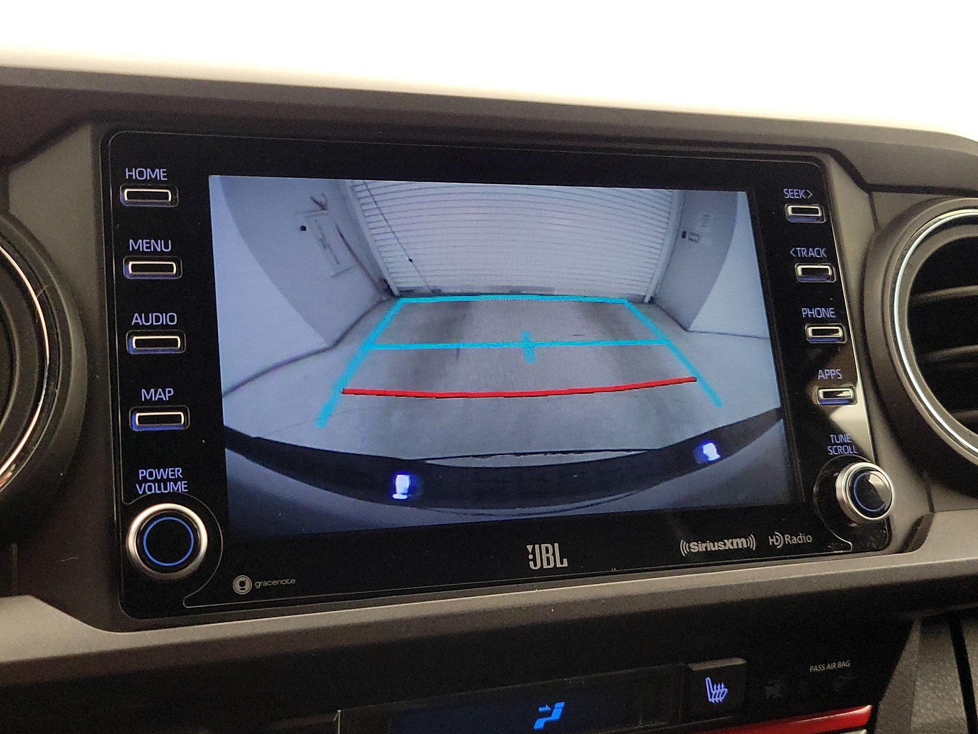 Thumbnail: 2021 Toyota Tacoma - 15