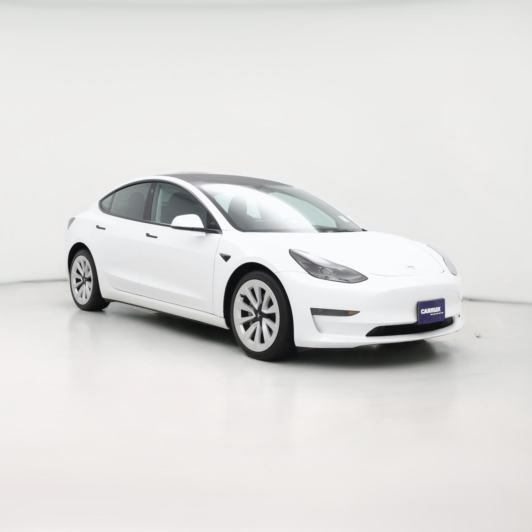 Thumbnail: 2023 Tesla Model 3 - 1
