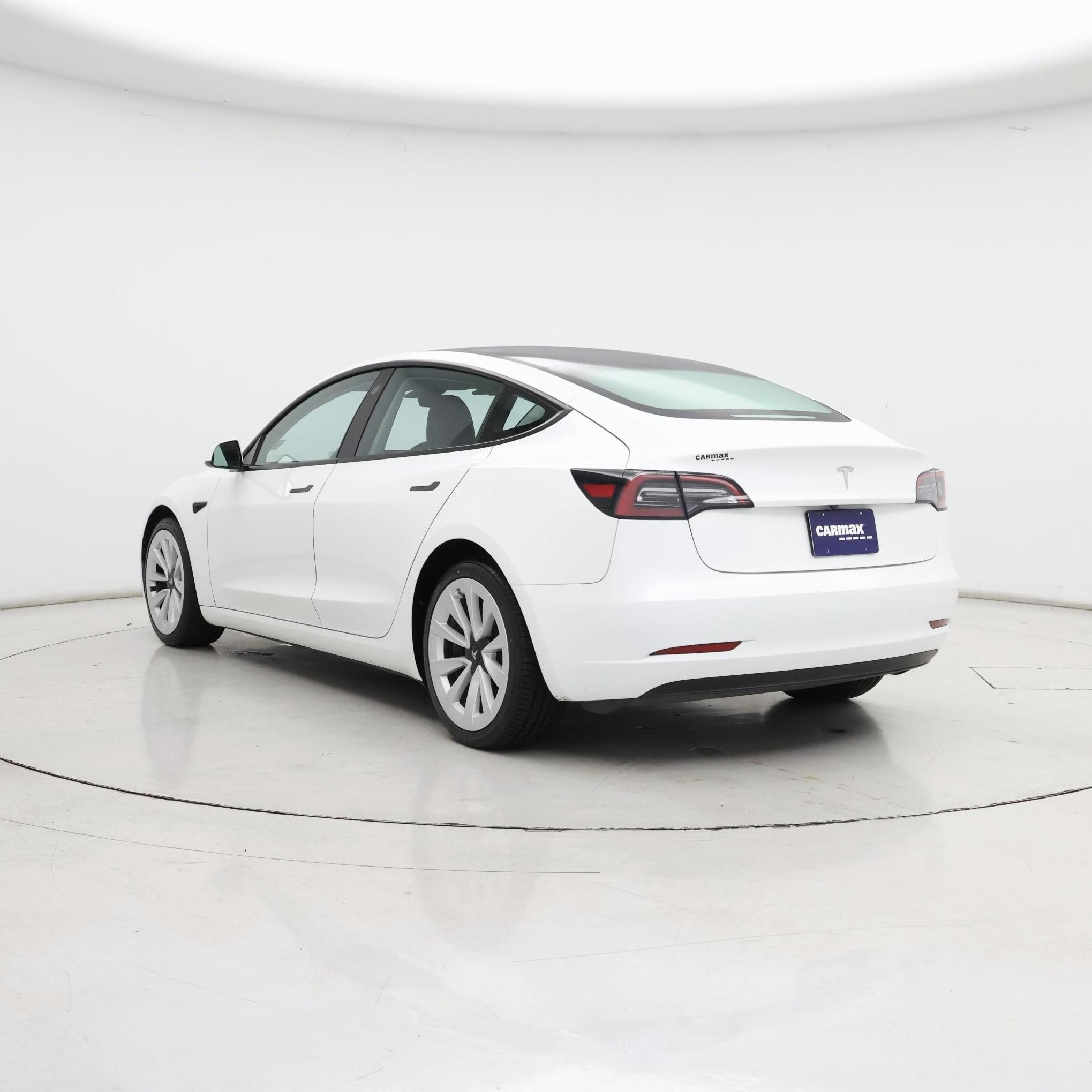 Thumbnail: 2023 Tesla Model 3 - 2