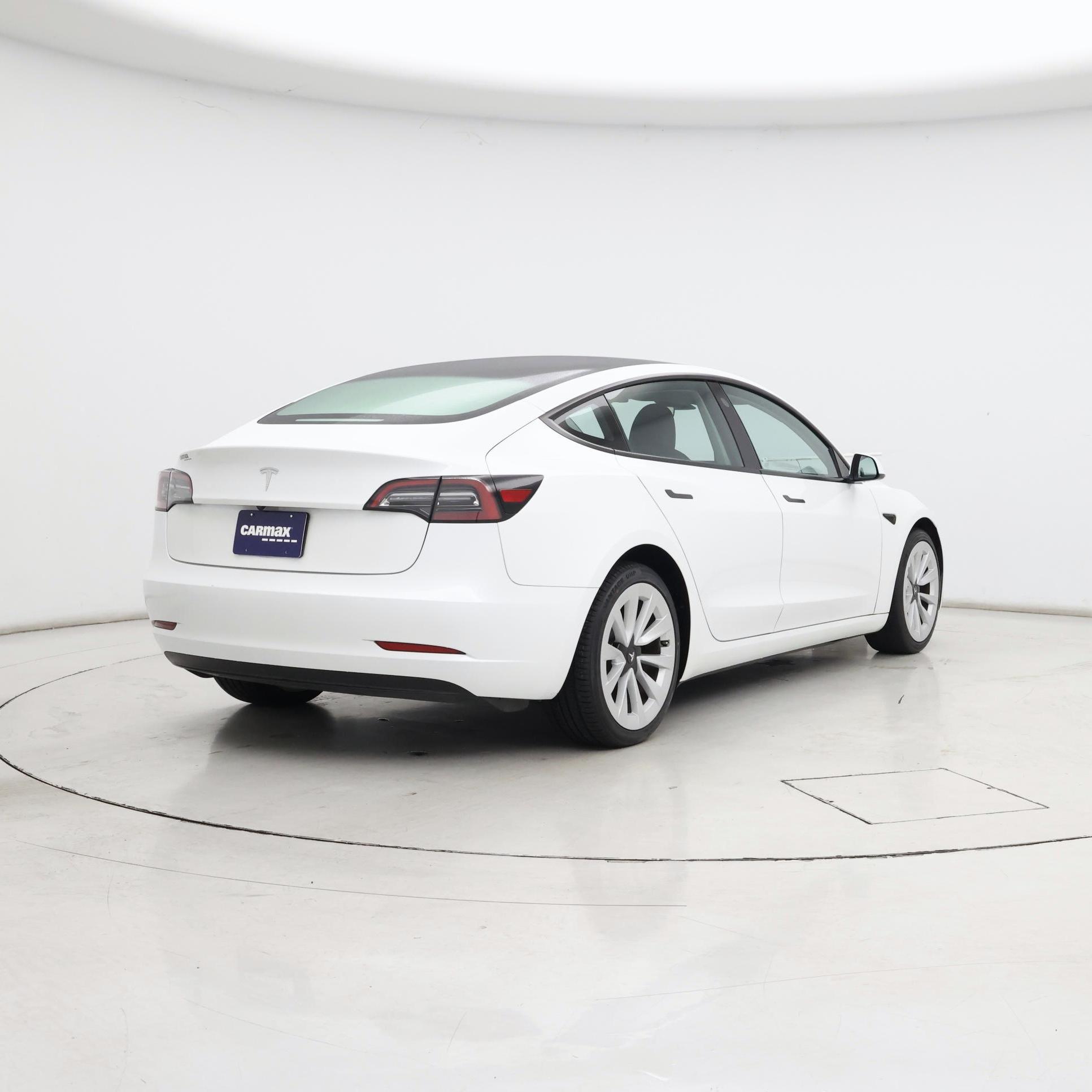 Thumbnail: 2023 Tesla Model 3 - 8