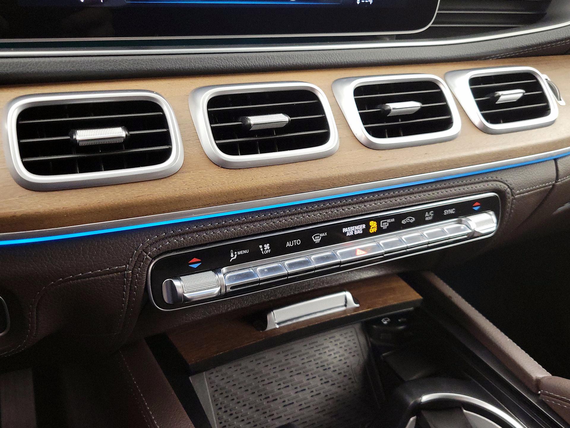 Thumbnail: 2021 Mercedes-Benz GLE - 17