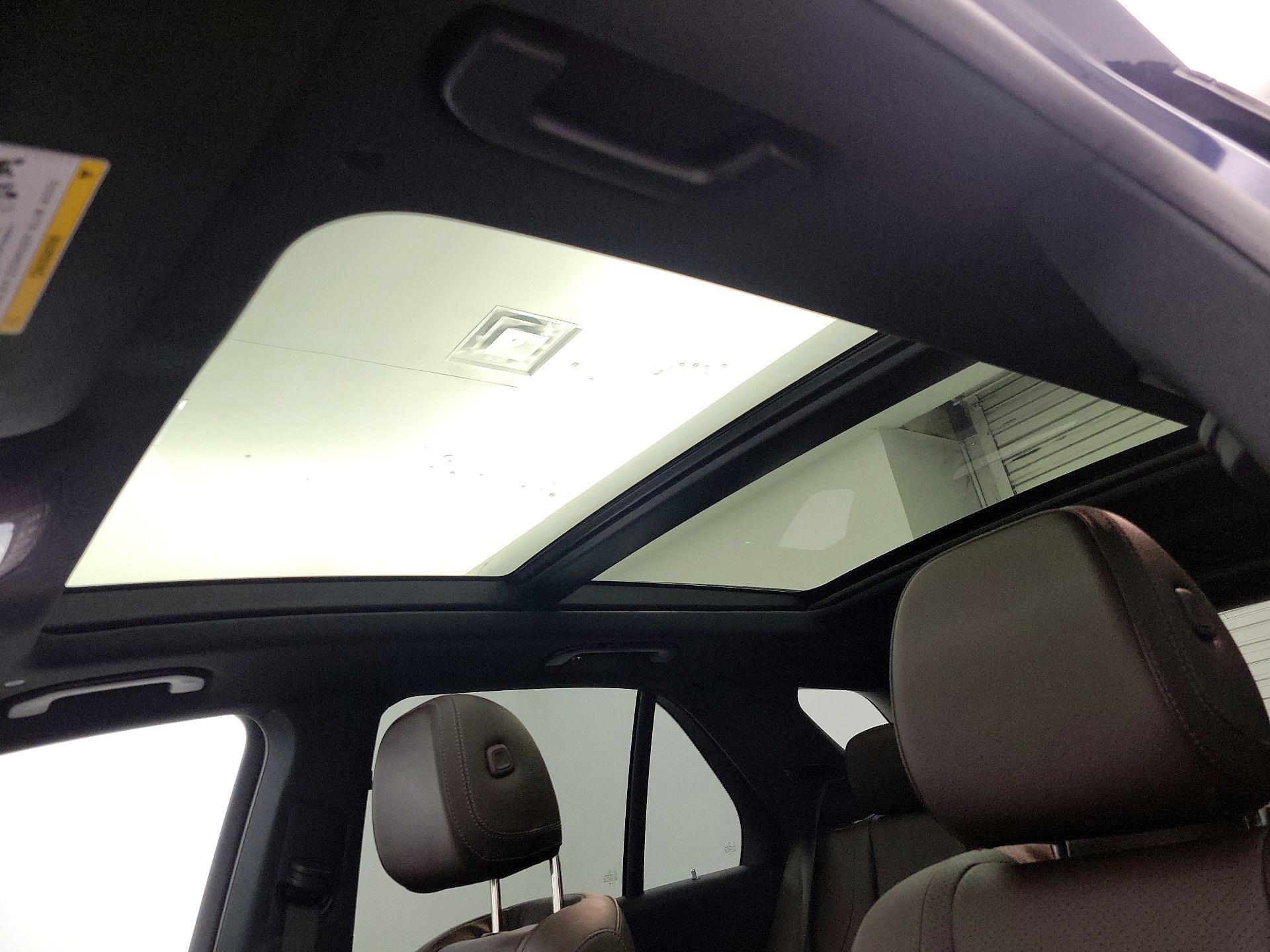 Thumbnail: 2021 Mercedes-Benz GLE - 20