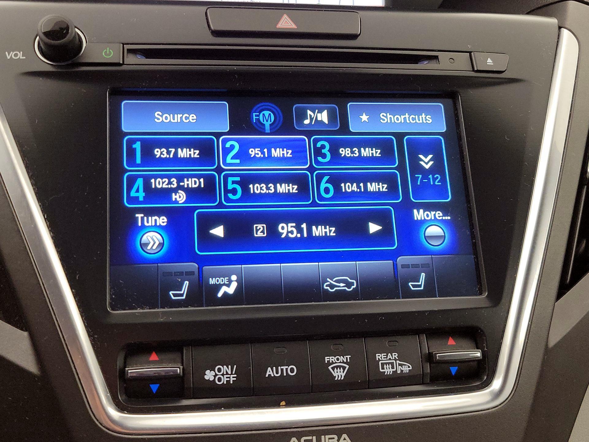 Thumbnail: 2017 Acura MDX - 16