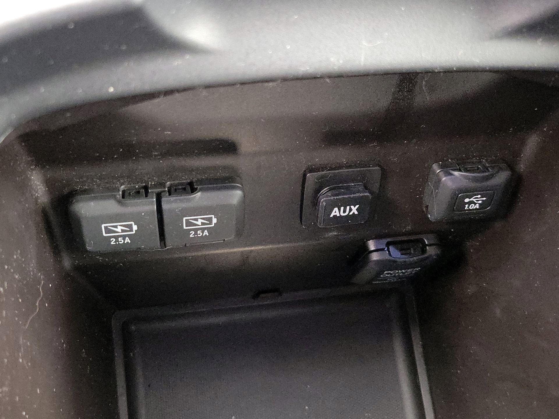 Thumbnail: 2017 Acura MDX - 19