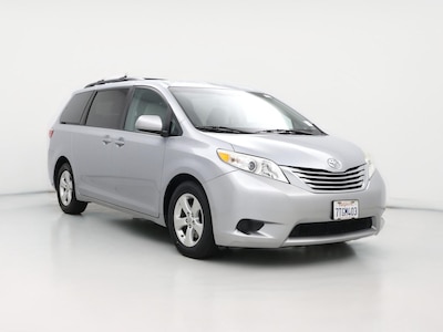 2016 Toyota Sienna LE