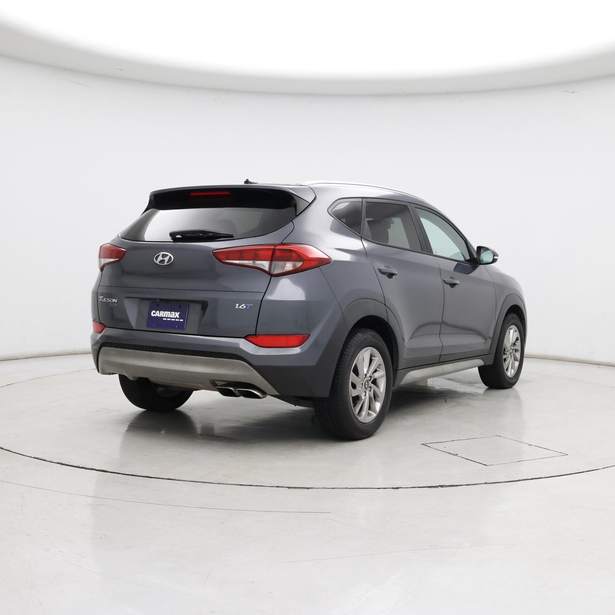 Thumbnail: 2017 Hyundai Tucson - 8