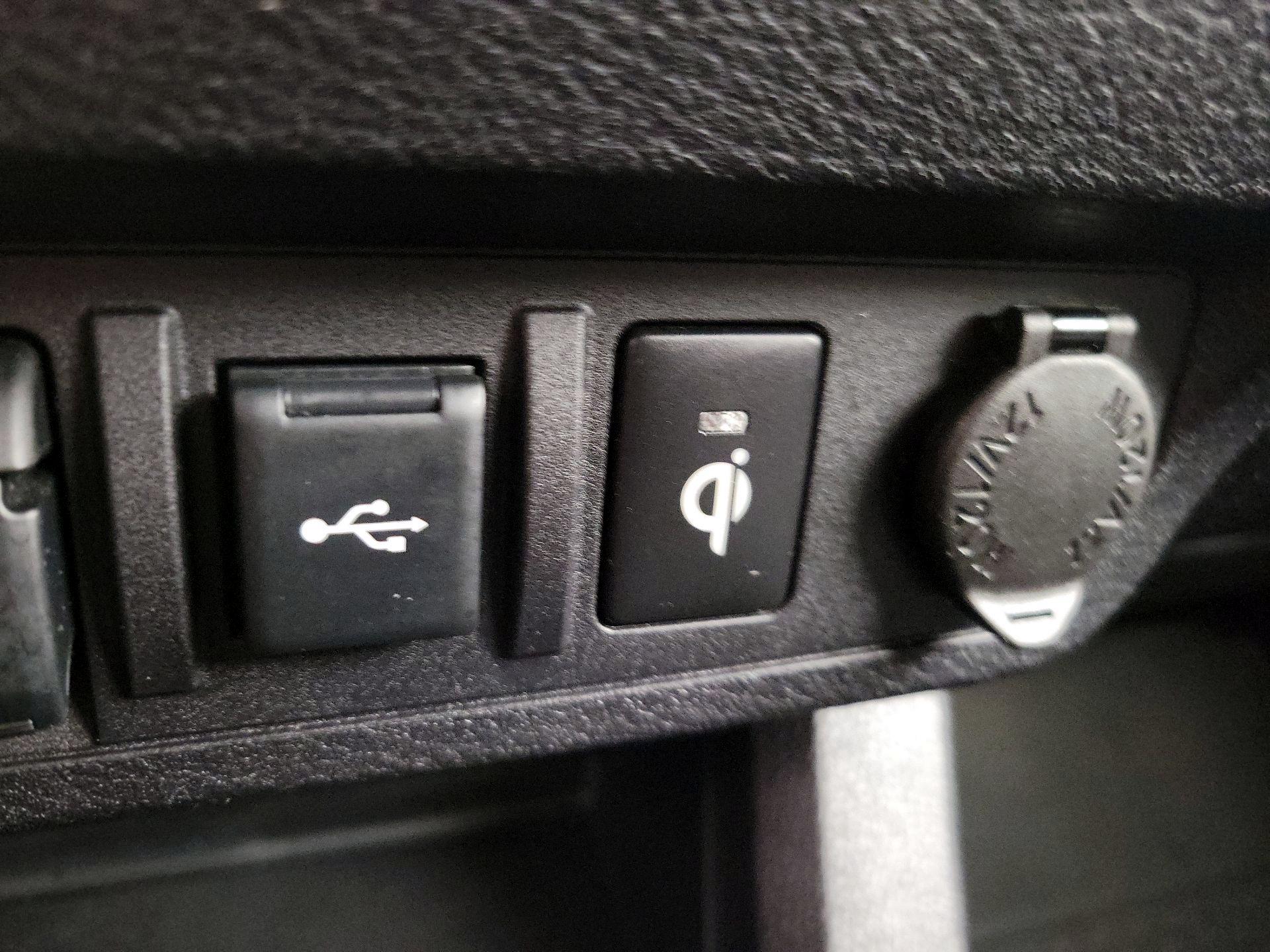 Thumbnail: 2022 Toyota Tacoma - 18