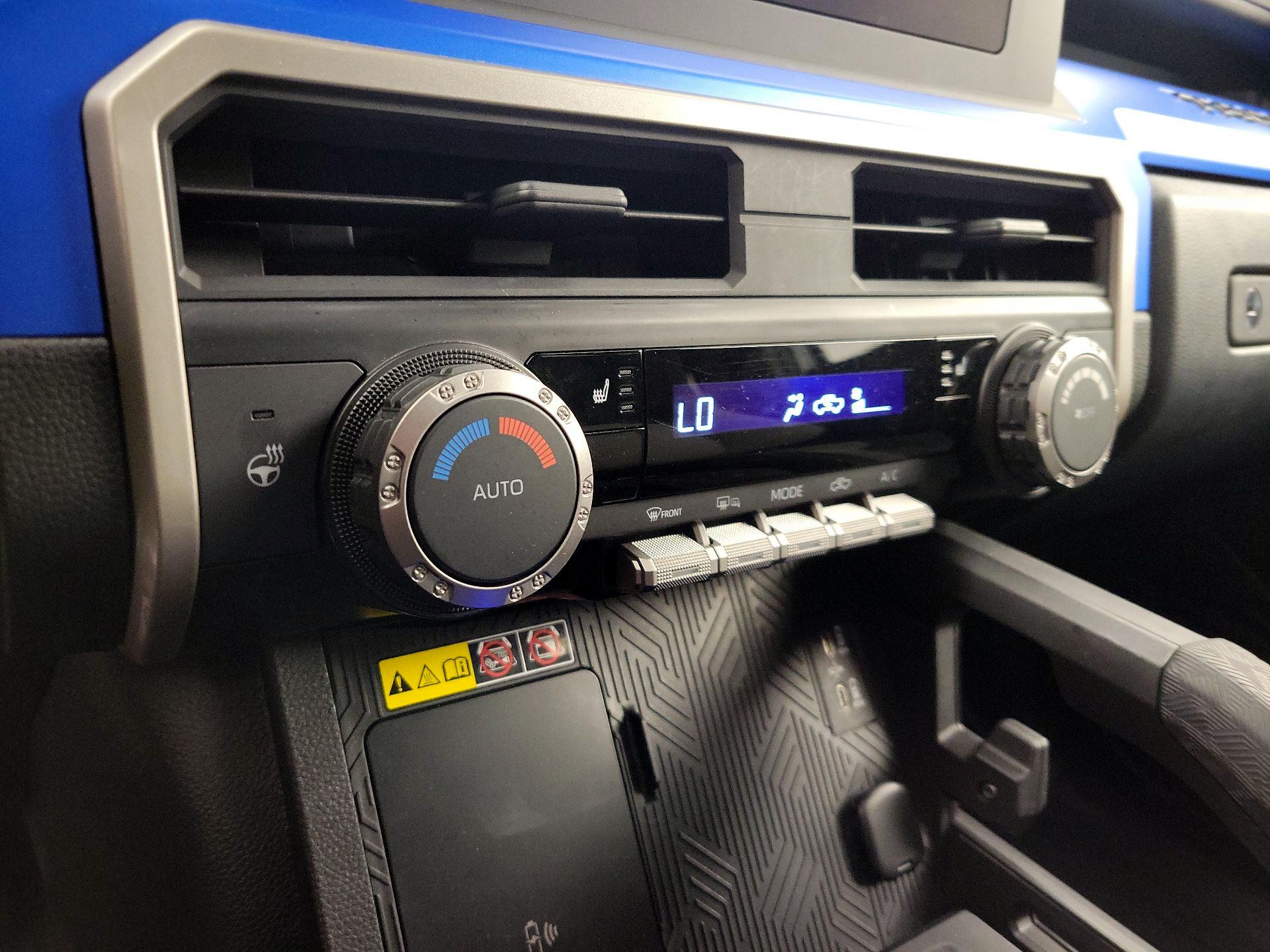 Thumbnail: 2024 Toyota Tacoma - 16