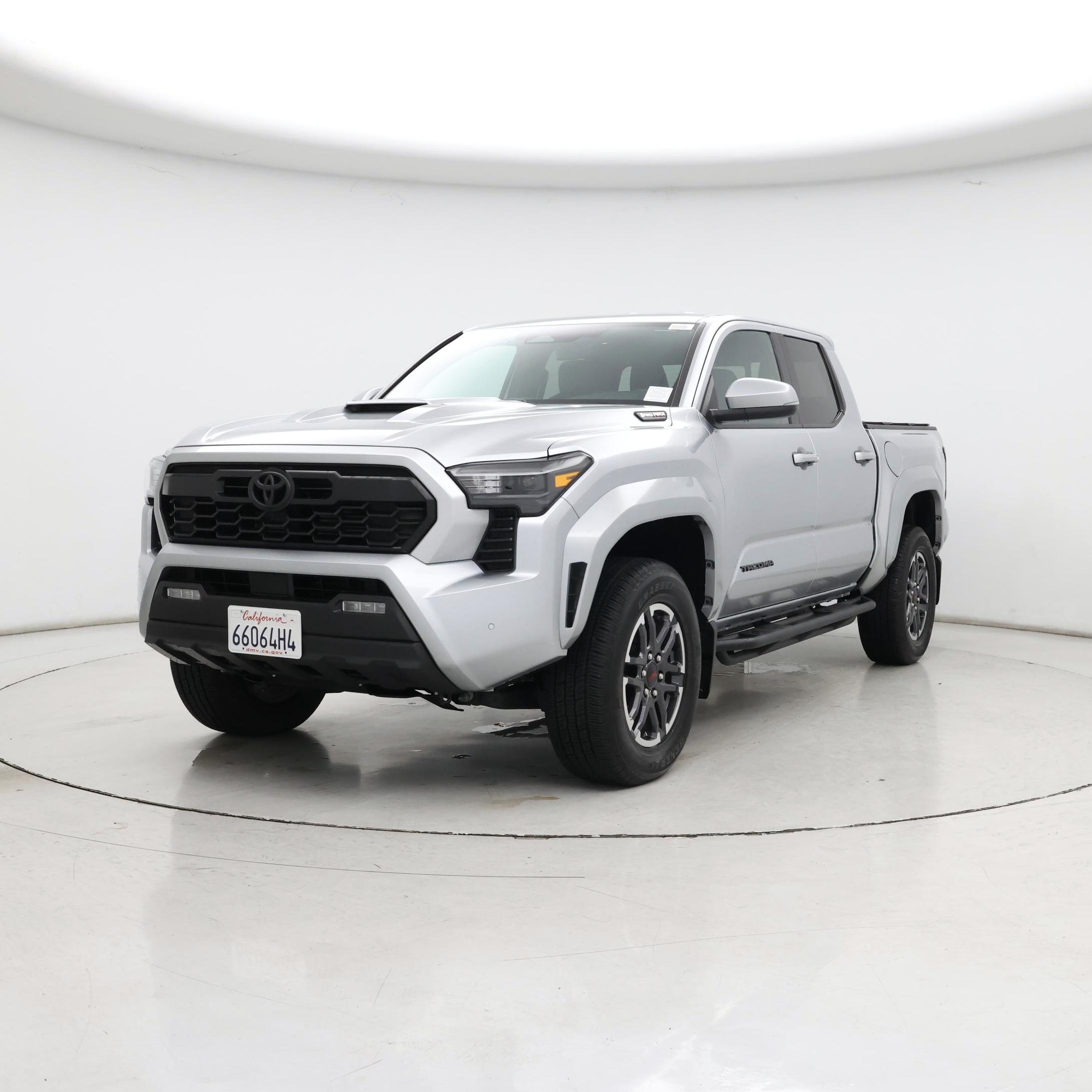 Thumbnail: 2024 Toyota Tacoma - 4