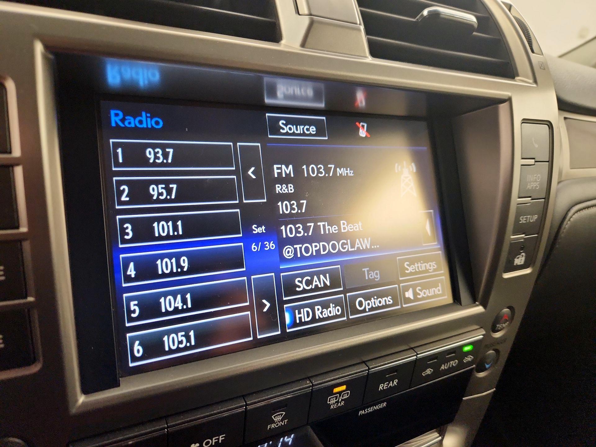 Thumbnail: 2016 Lexus GX - 16