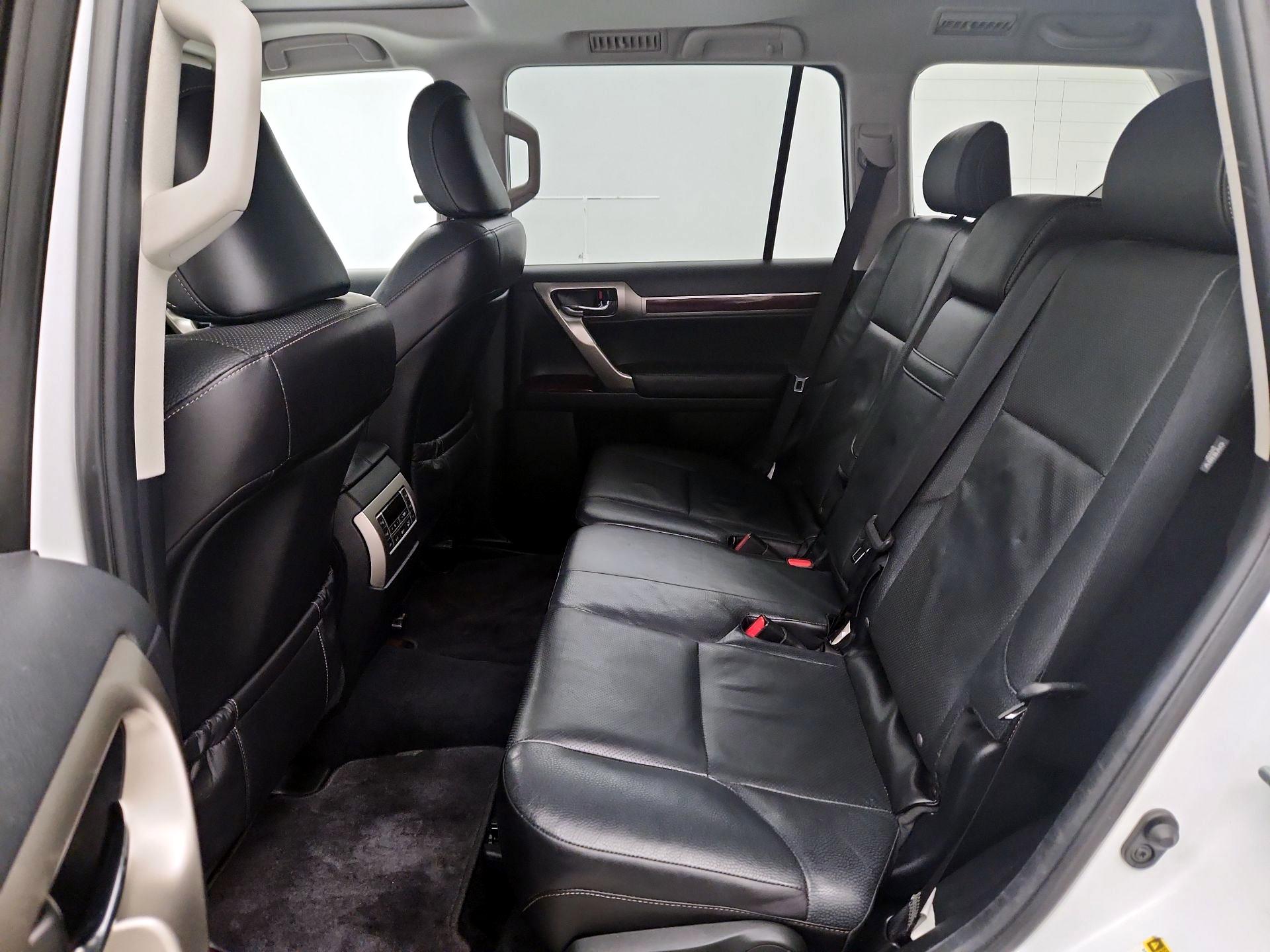 Thumbnail: 2016 Lexus GX - 20