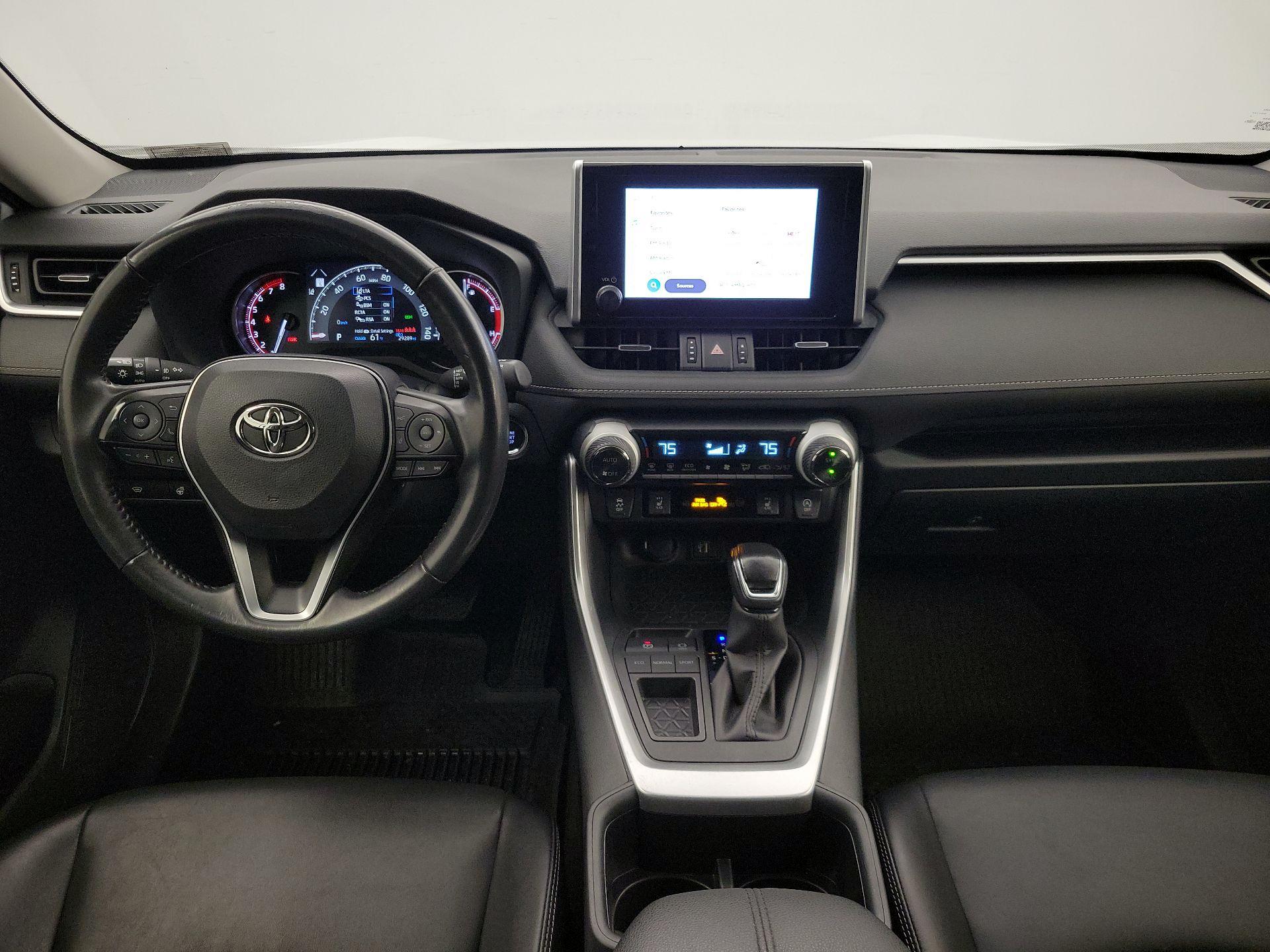 Thumbnail: 2023 Toyota RAV4 - 9