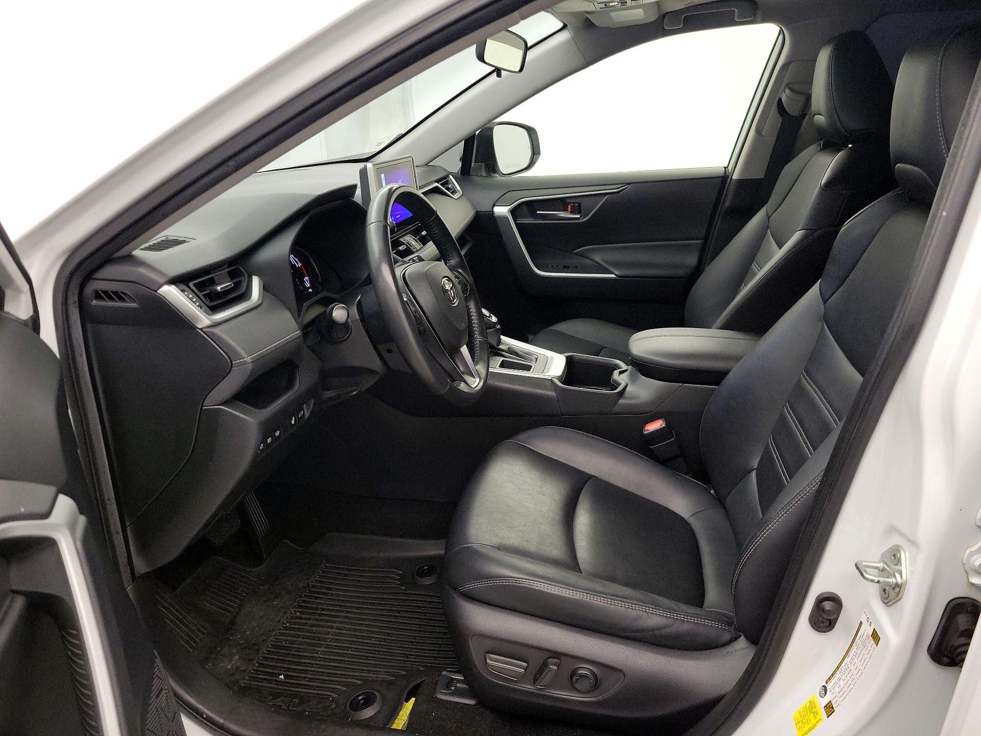 Thumbnail: 2023 Toyota RAV4 - 11