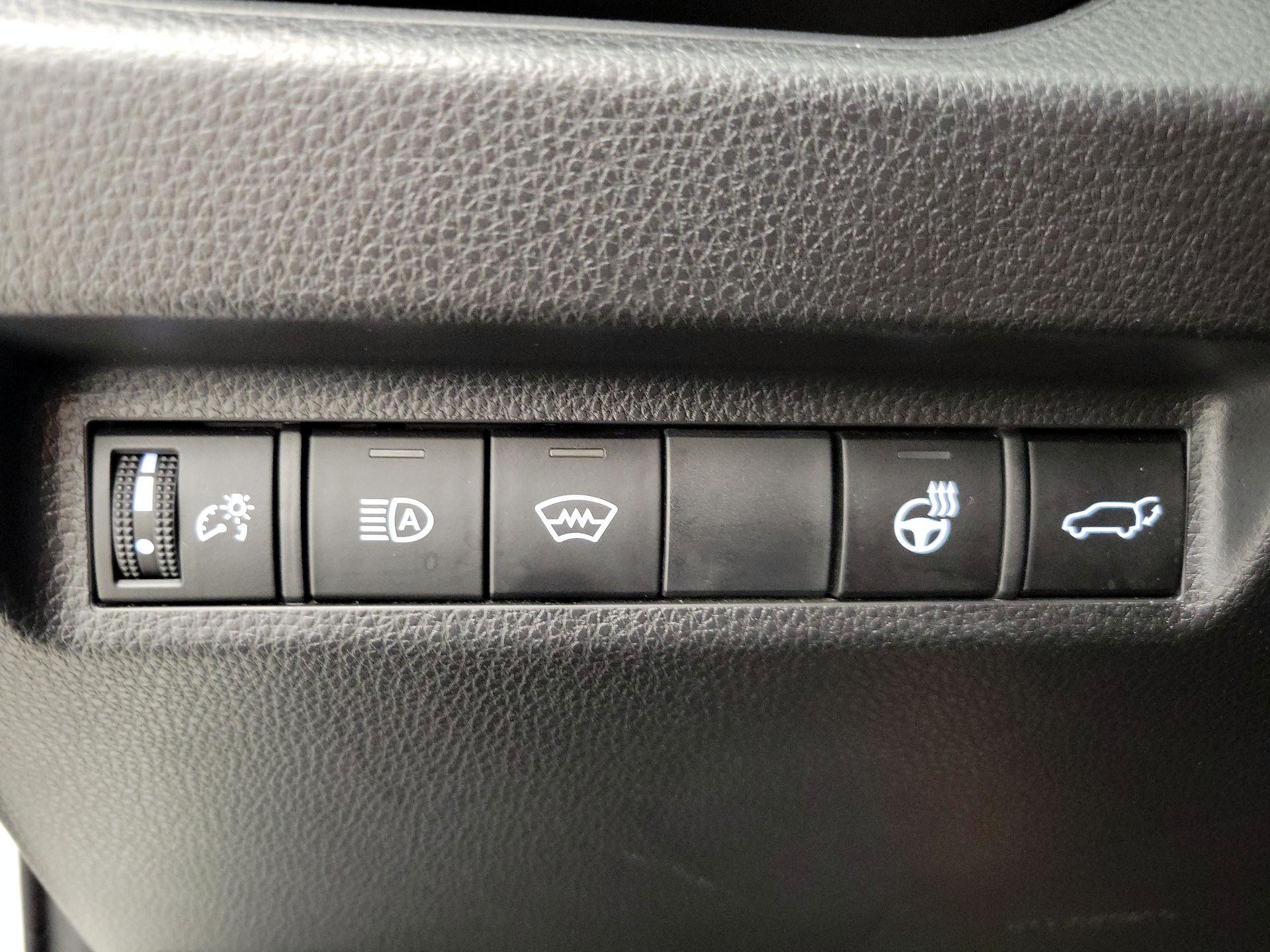 Thumbnail: 2023 Toyota RAV4 - 13