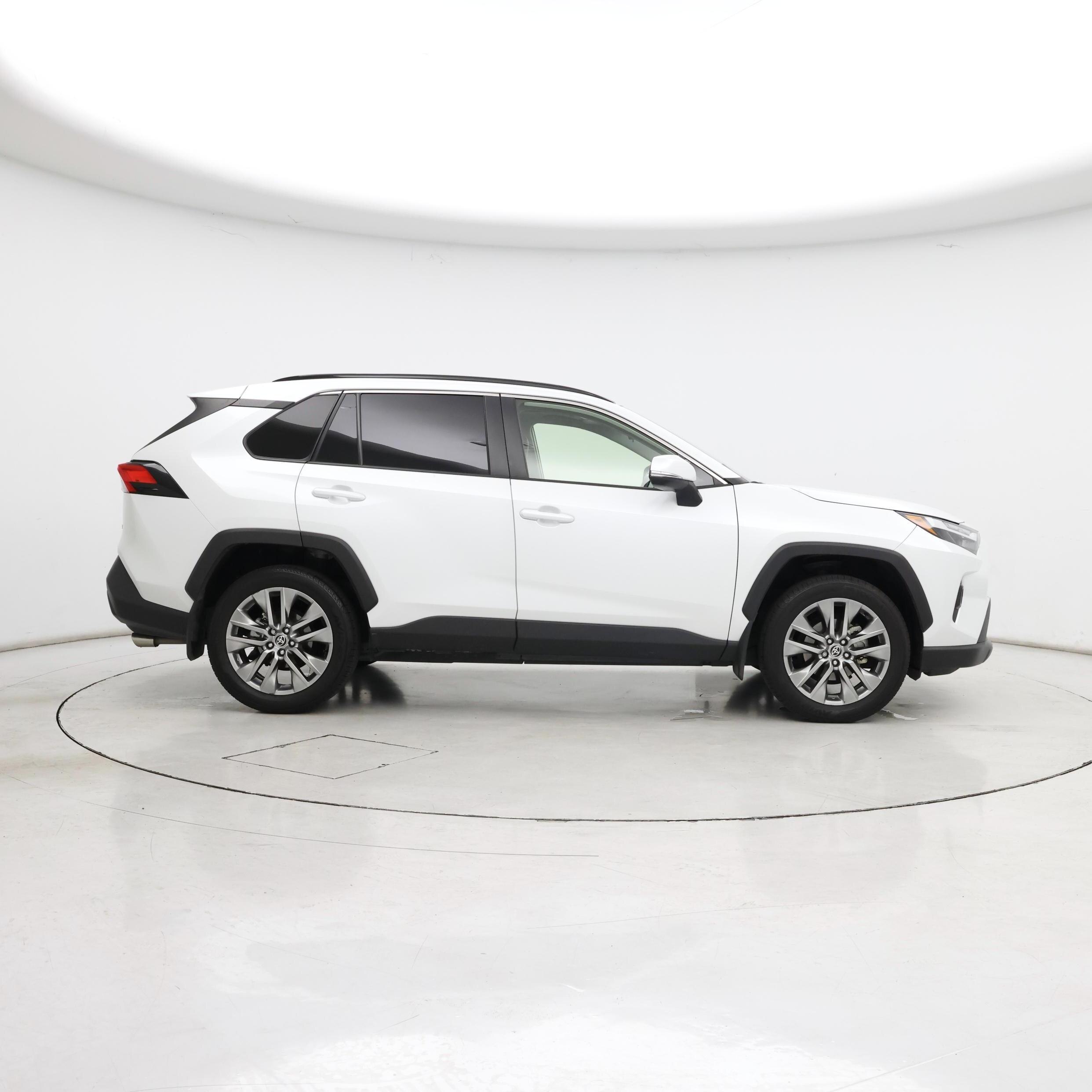 Thumbnail: 2023 Toyota RAV4 - 7