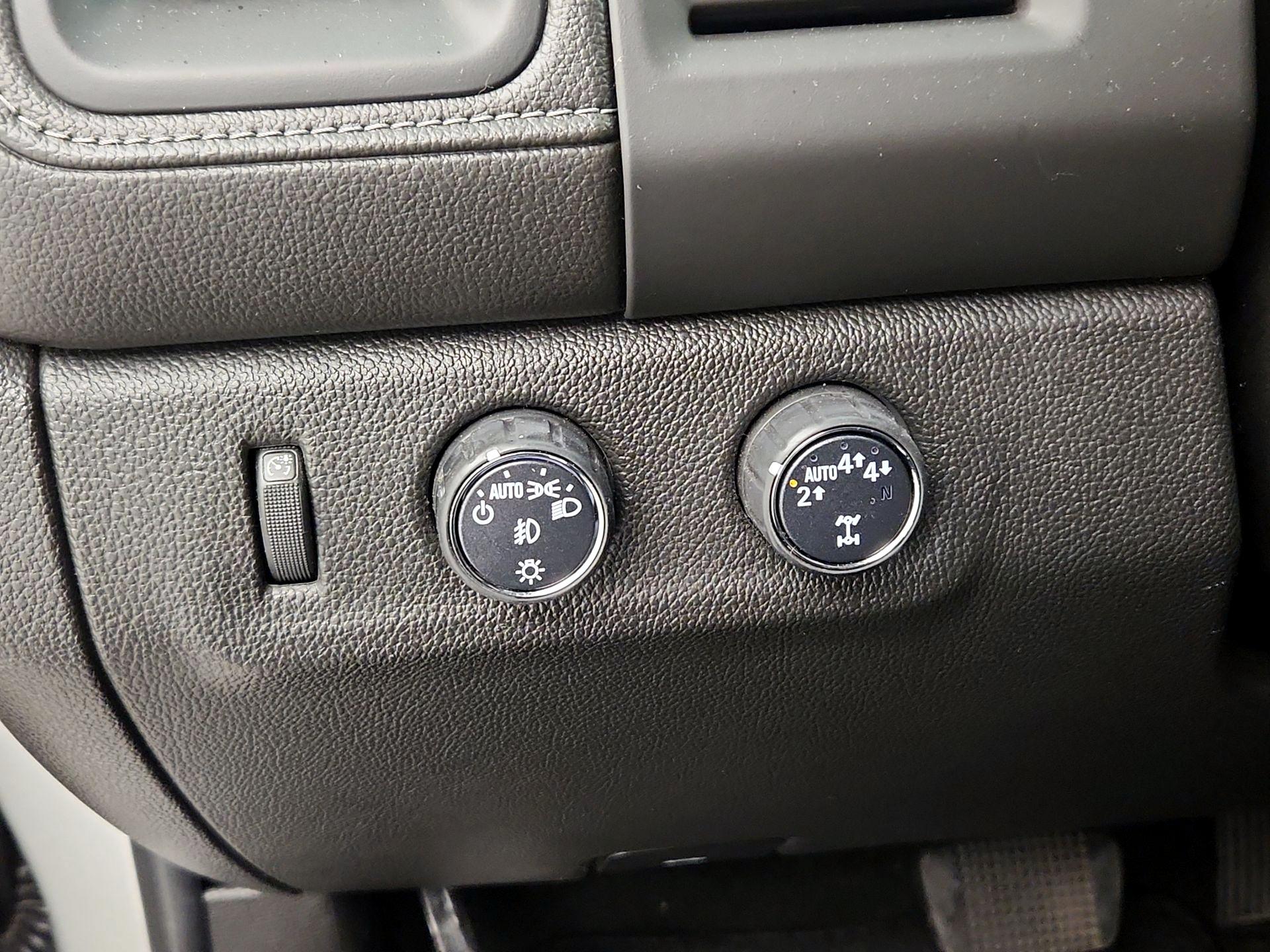 Thumbnail: 2018 GMC Canyon - 13