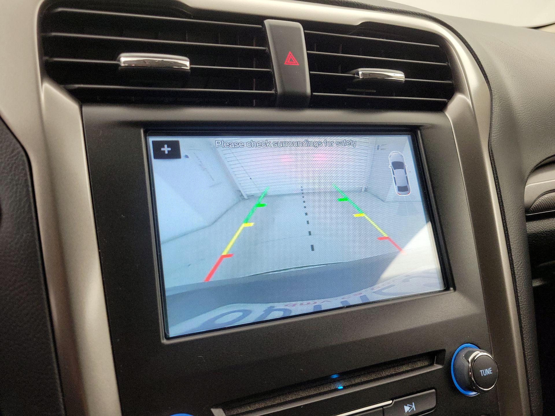 Thumbnail: 2018 Ford Fusion - 14