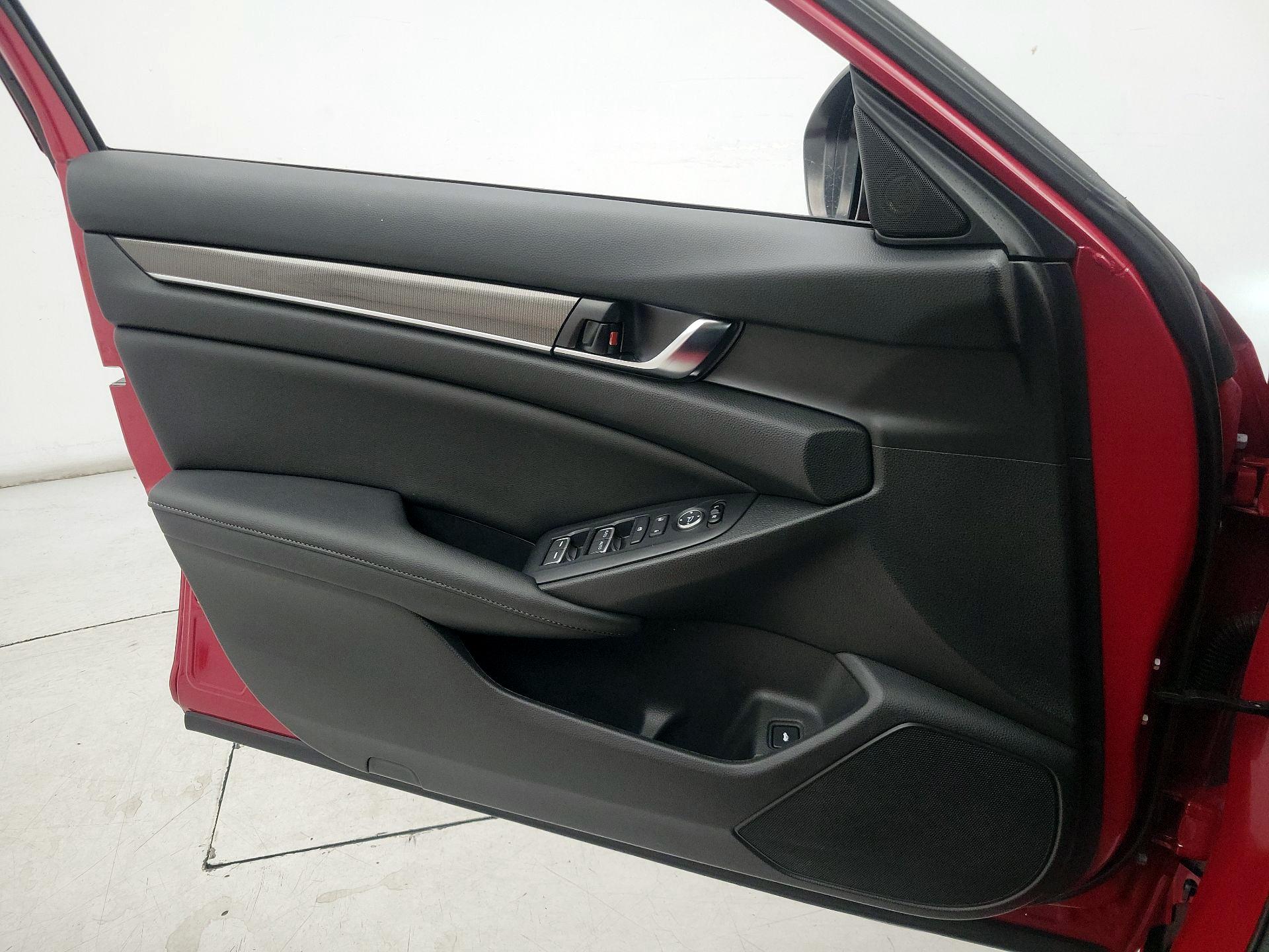 Thumbnail: 2020 Honda Accord - 12