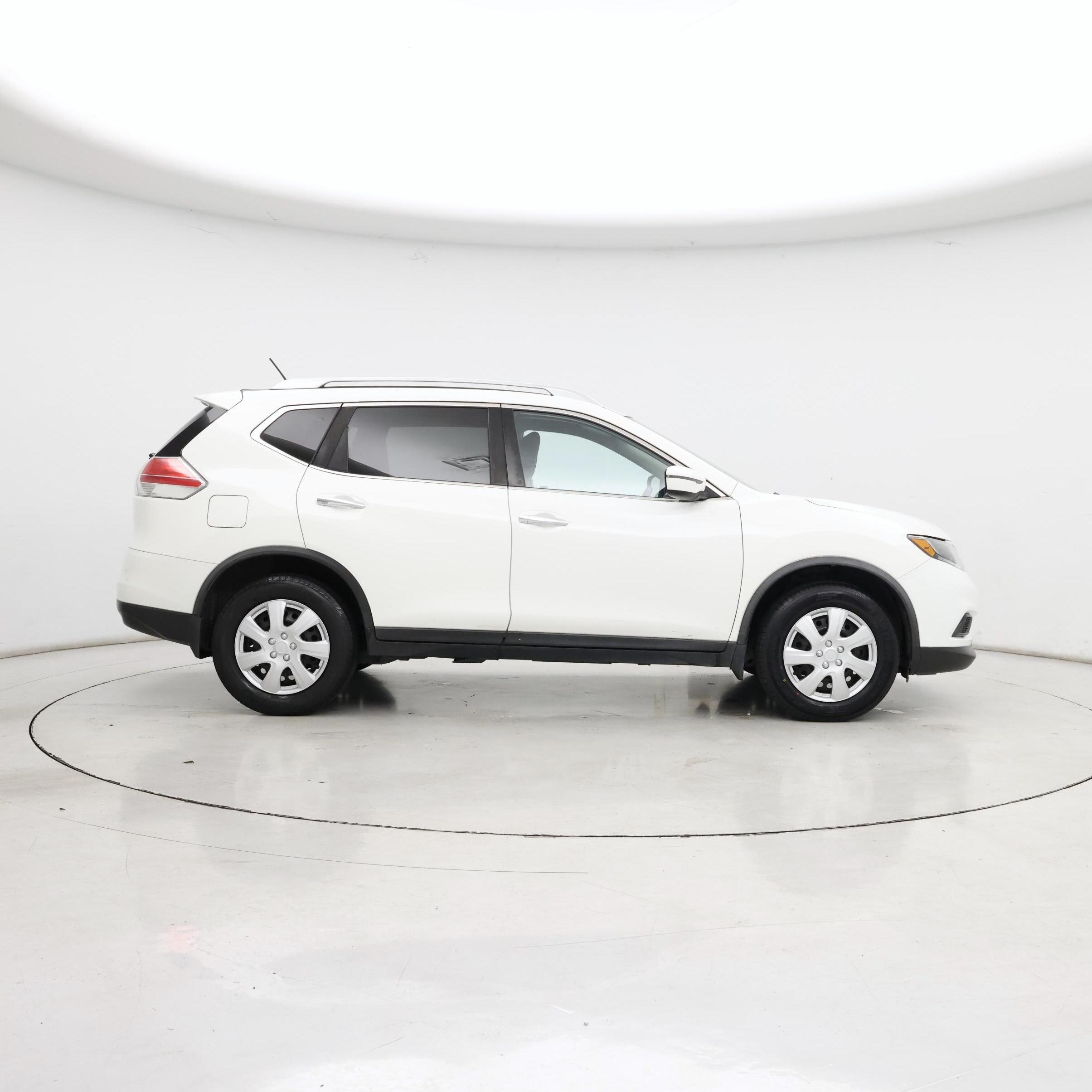 Thumbnail: 2016 Nissan Rogue - 7