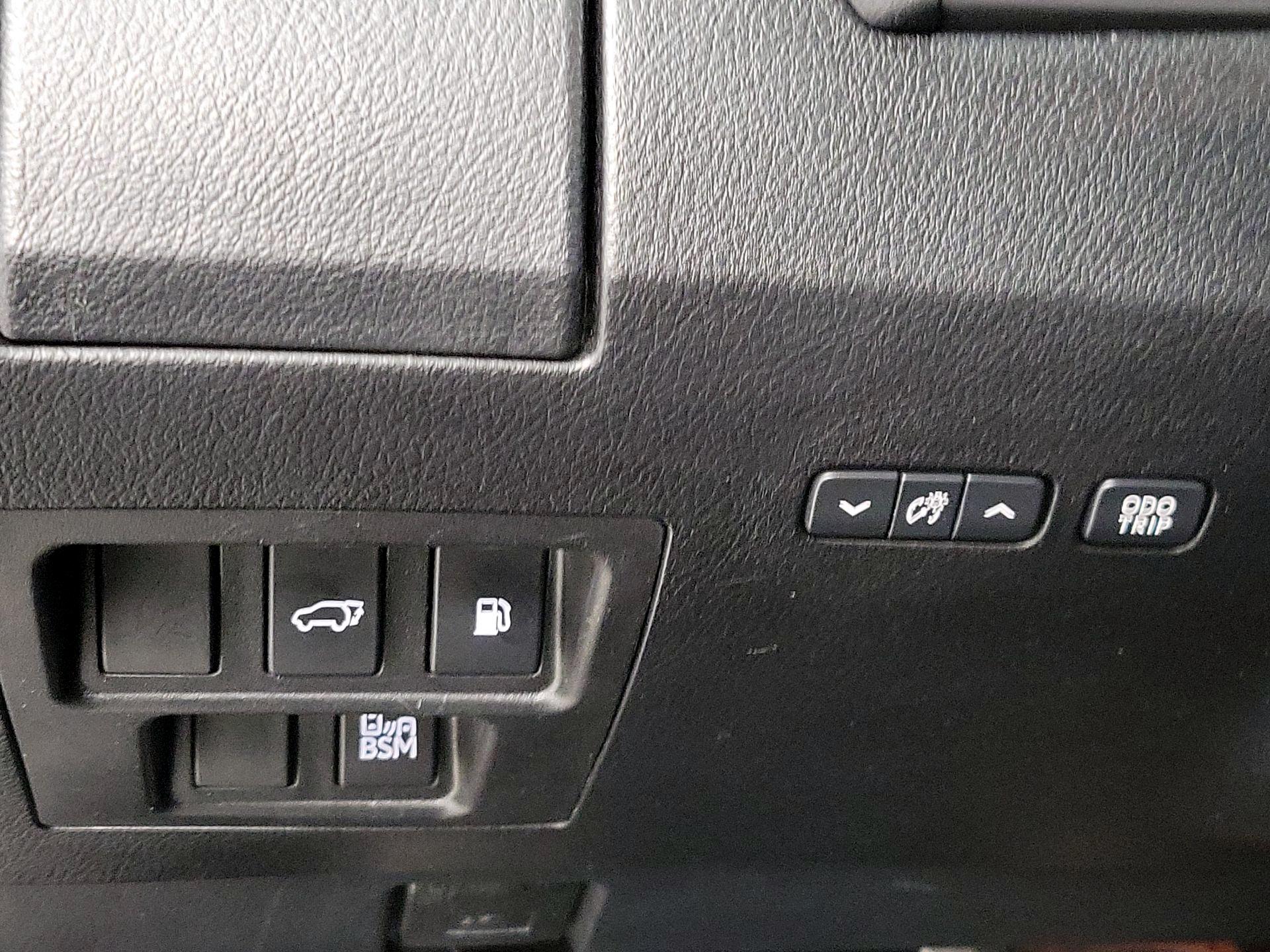 Thumbnail: 2014 Lexus RX - 13