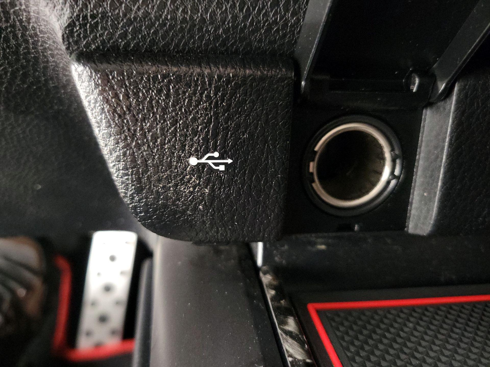 Thumbnail: 2023 Toyota Camry - 18