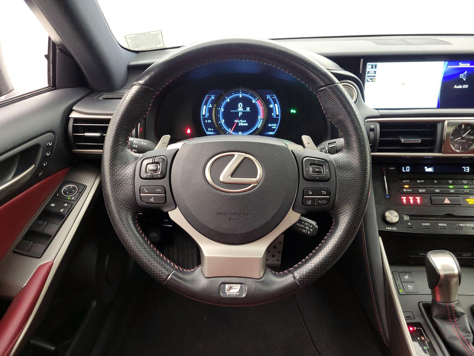 Thumbnail: 2018 Lexus IS - 10