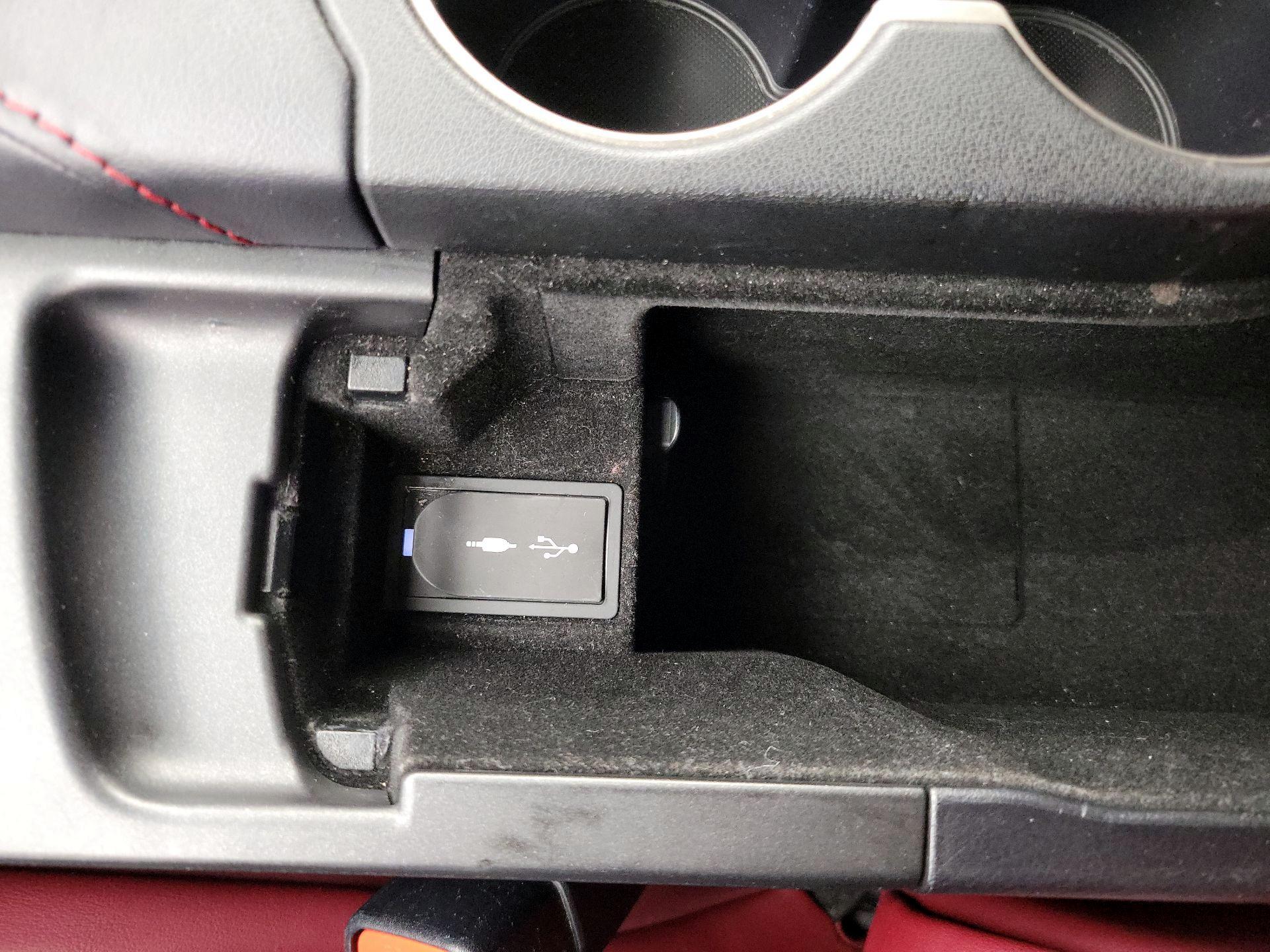 Thumbnail: 2018 Lexus IS - 19