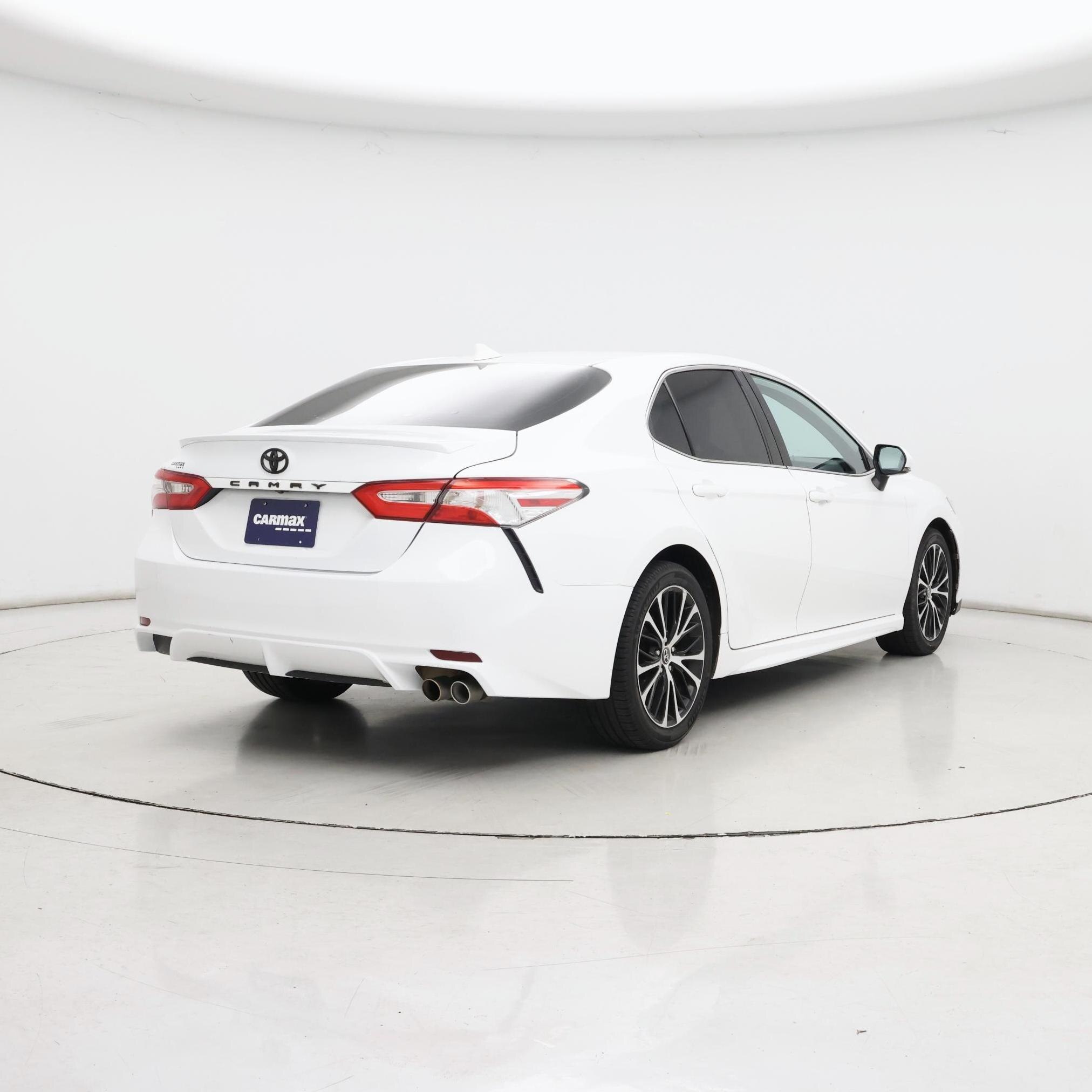 Thumbnail: 2020 Toyota Camry - 8